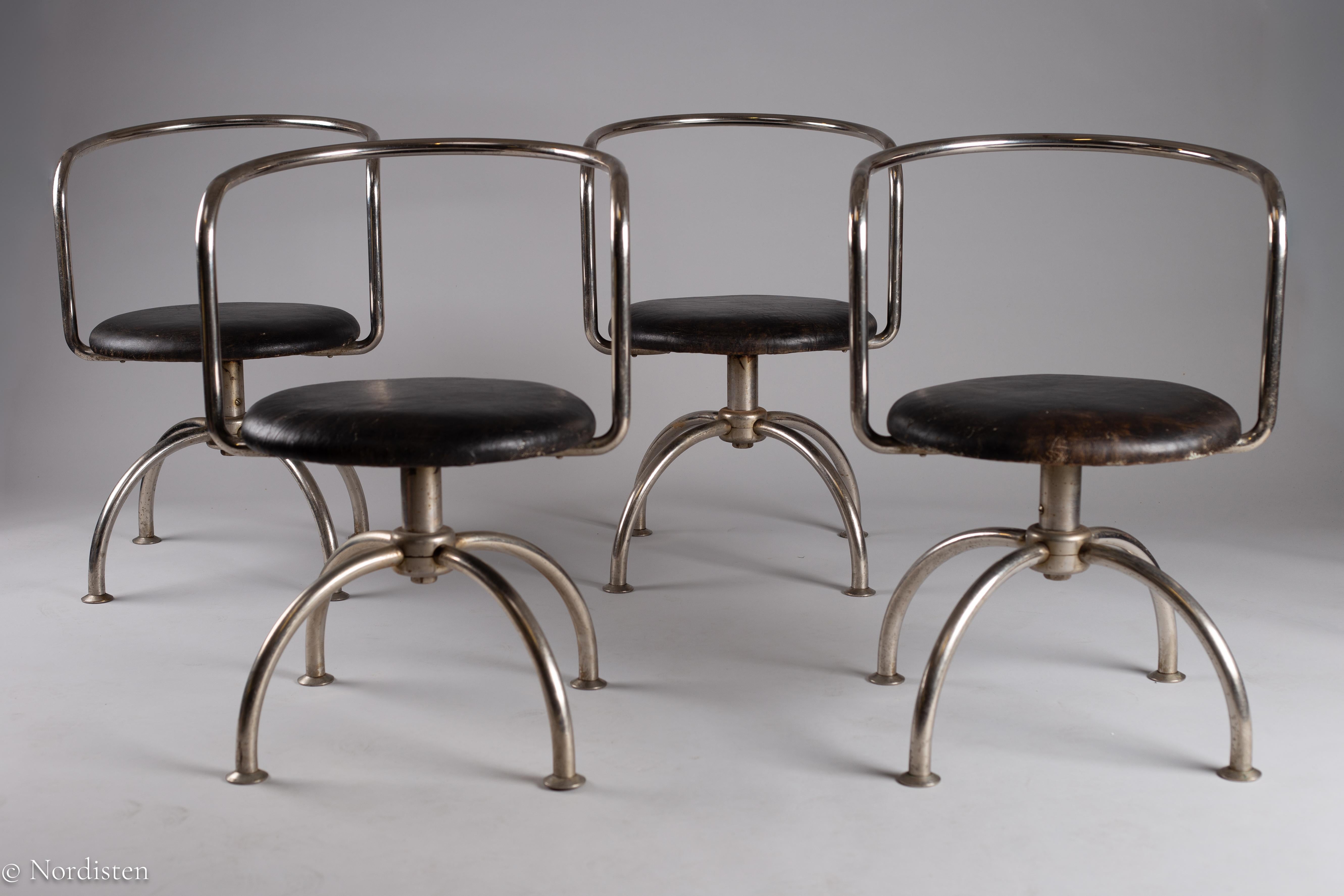 Acier Pauli Blomstedt, ensemble de rares chaises en acier tubulaire des années 1930, Merivaara, Finlande en vente