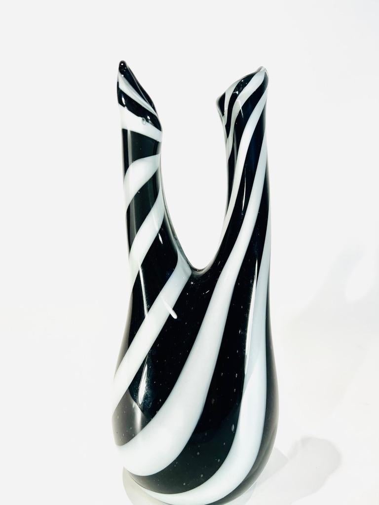 Late 20th Century PAULI&C Murano glass black and white circa 1990 vase For Sale