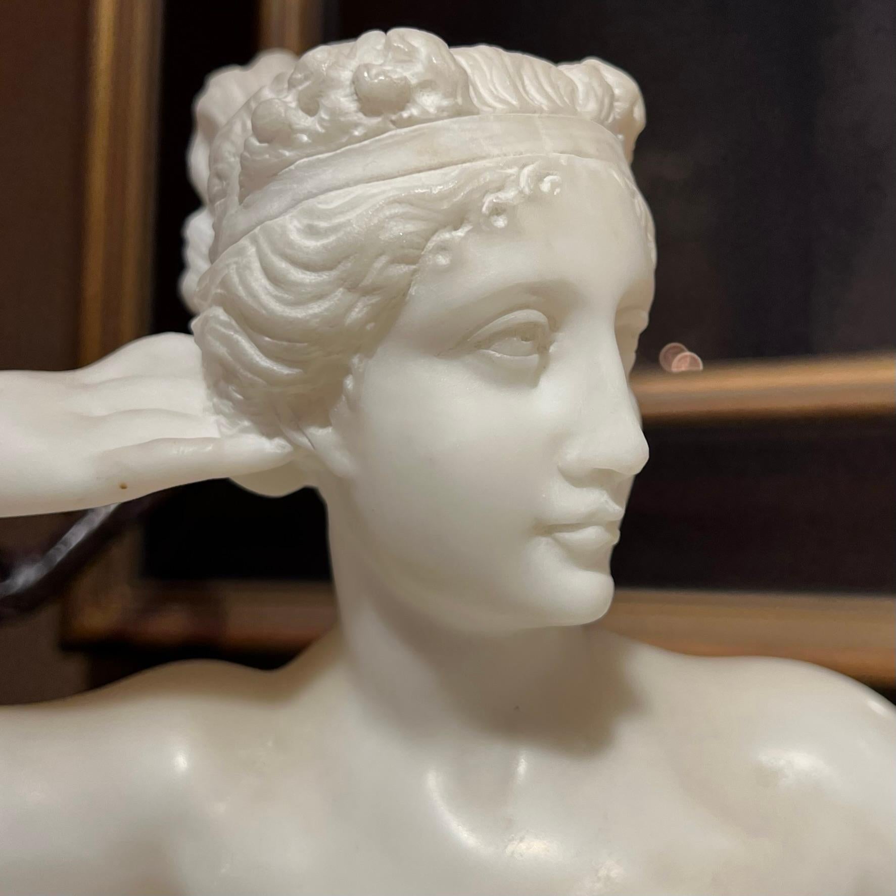 19th Century Pauline Bonaparte as Venus Victrix Alabaster Sculpture After Antonio Canova For Sale