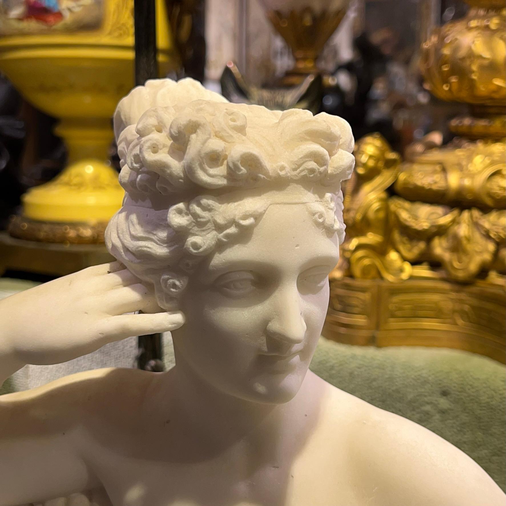 Neoclassical Revival Pauline Bonaparte as Venus Victrix Marble Sculpture After Antonio Canova For Sale