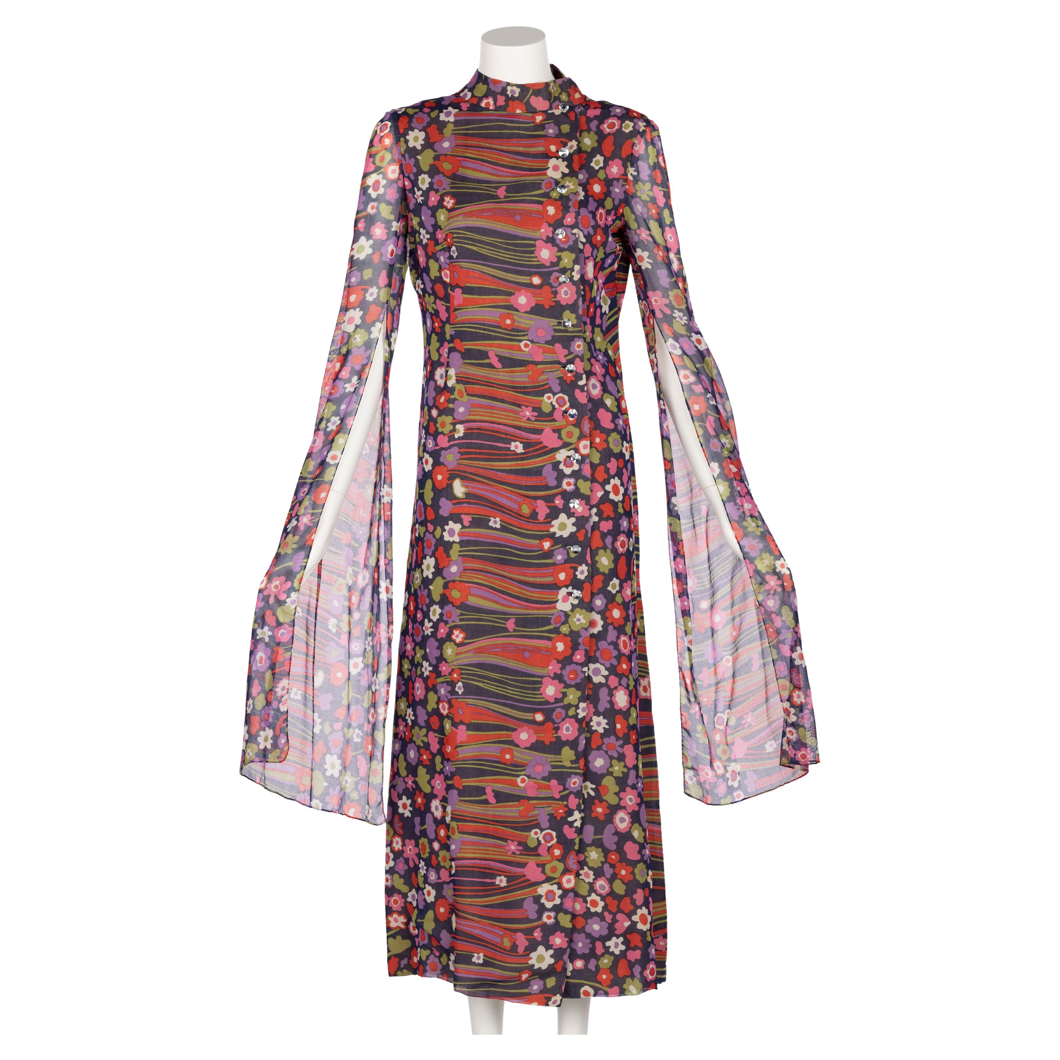 Pauline Trigère Abstraktes Kimono-Kleid mit Engelsärmeln aus Baumwolle mit Blumendruck, 1960er Jahre im Angebot