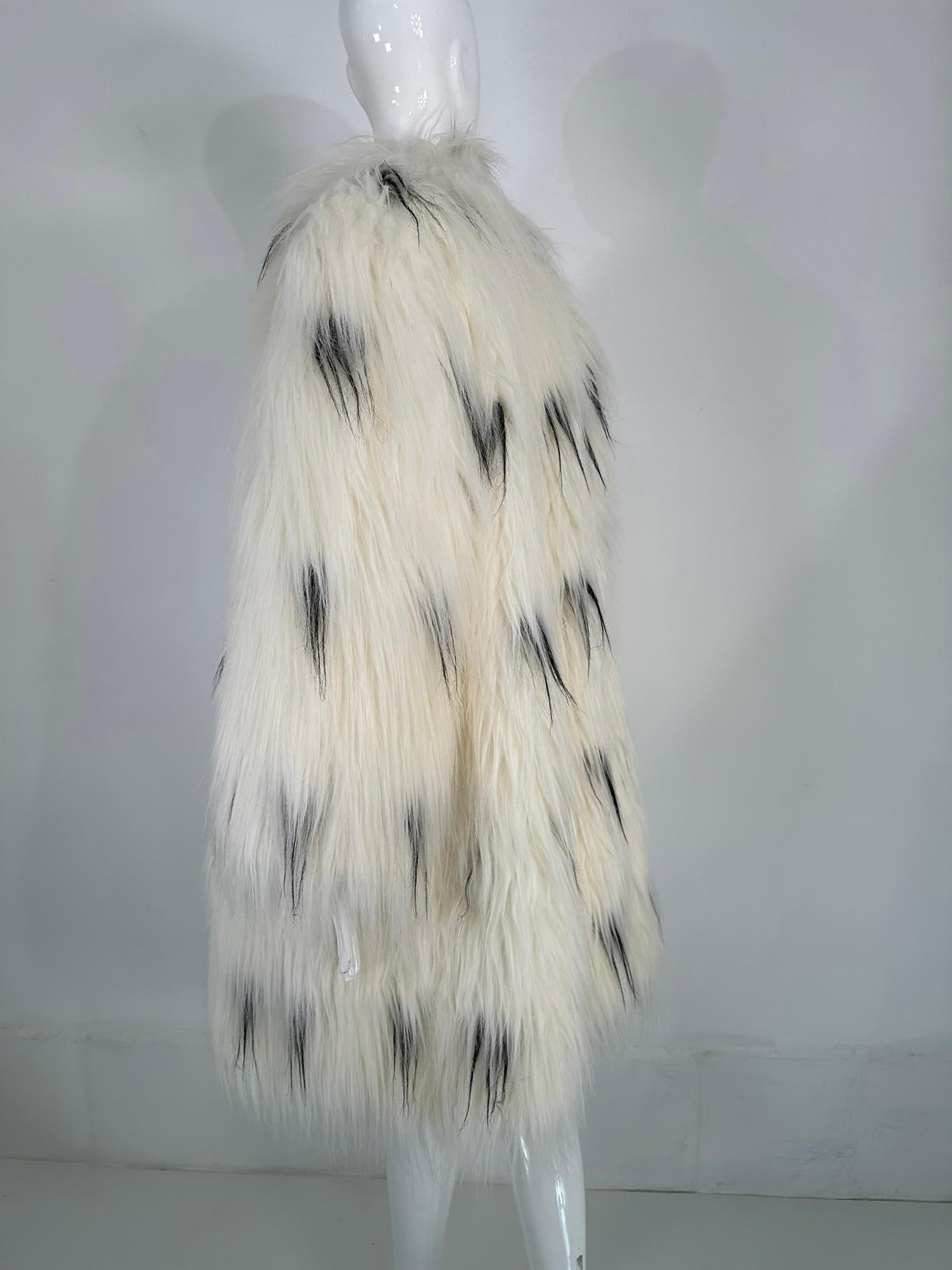 Pauline Trigere Black & White Shaggy Faux Fur Coat 1980s 5
