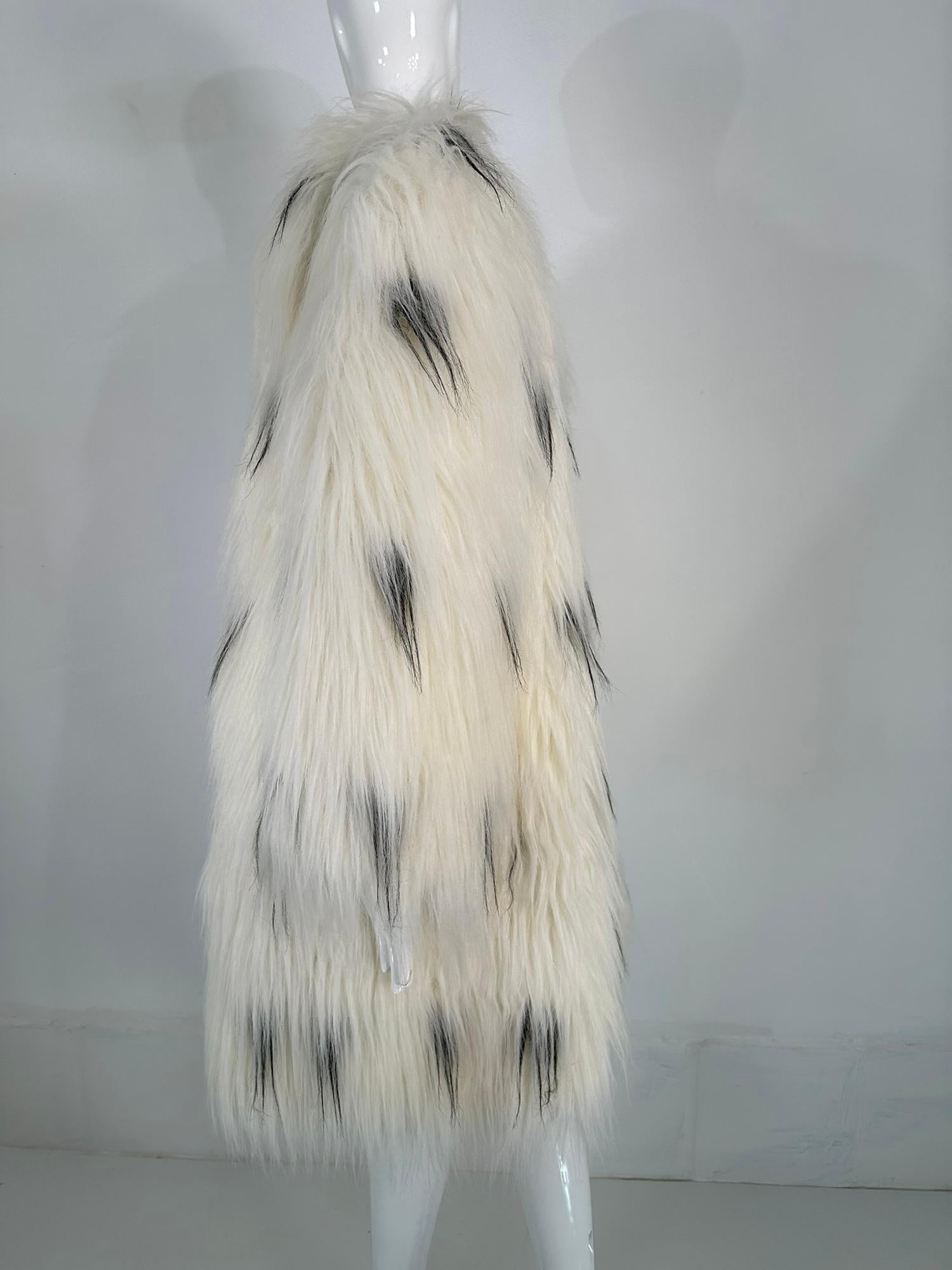 Pauline Trigere Black & White Shaggy Faux Fur Coat 1980s 6