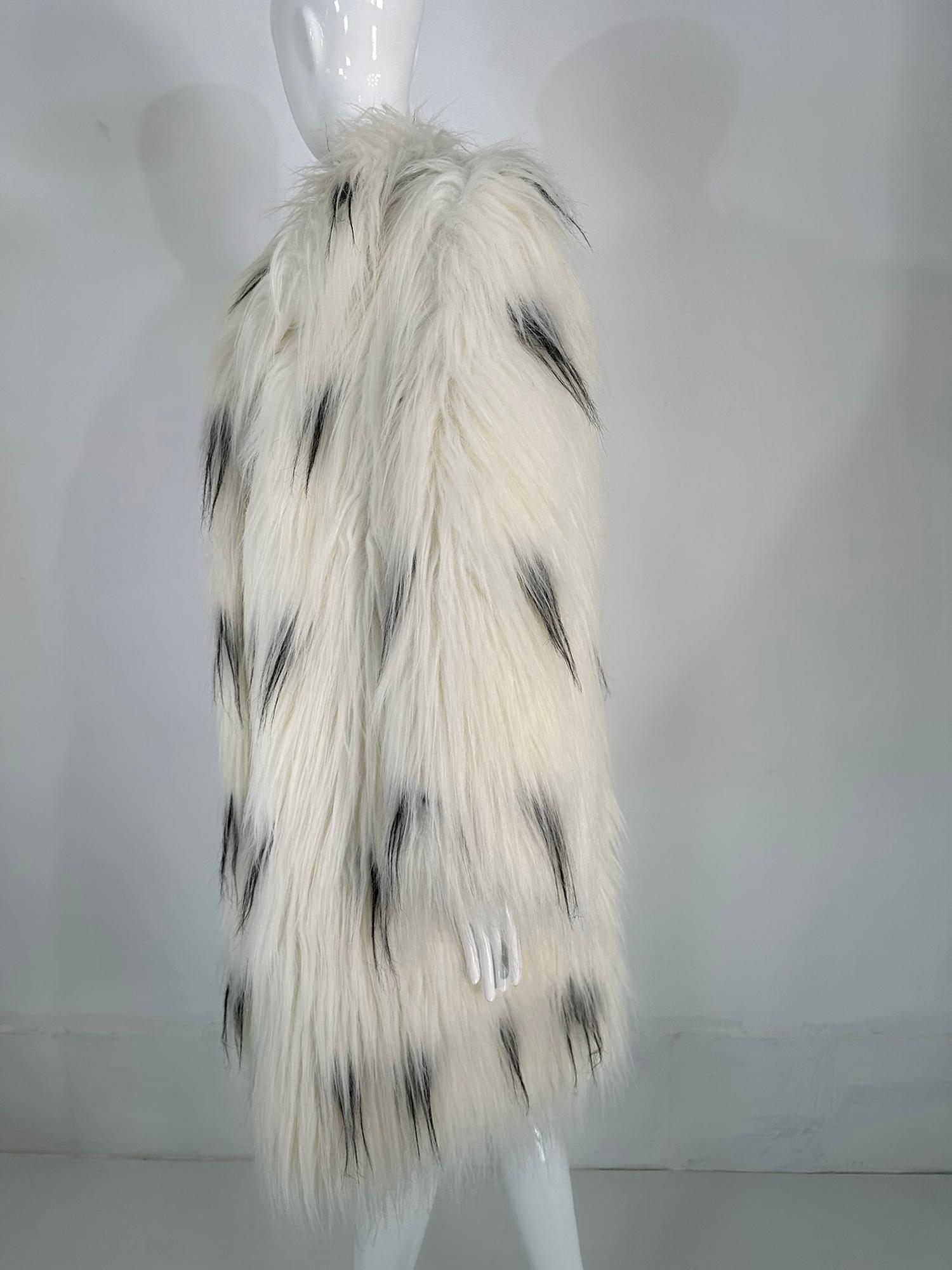 Pauline Trigere Black & White Shaggy Faux Fur Coat 1980s 7