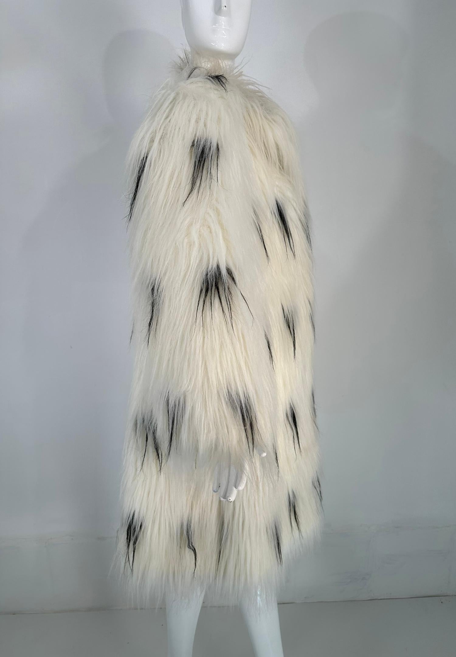 Pauline Trigere Black & White Shaggy Faux Fur Coat 1980s In Good Condition In West Palm Beach, FL