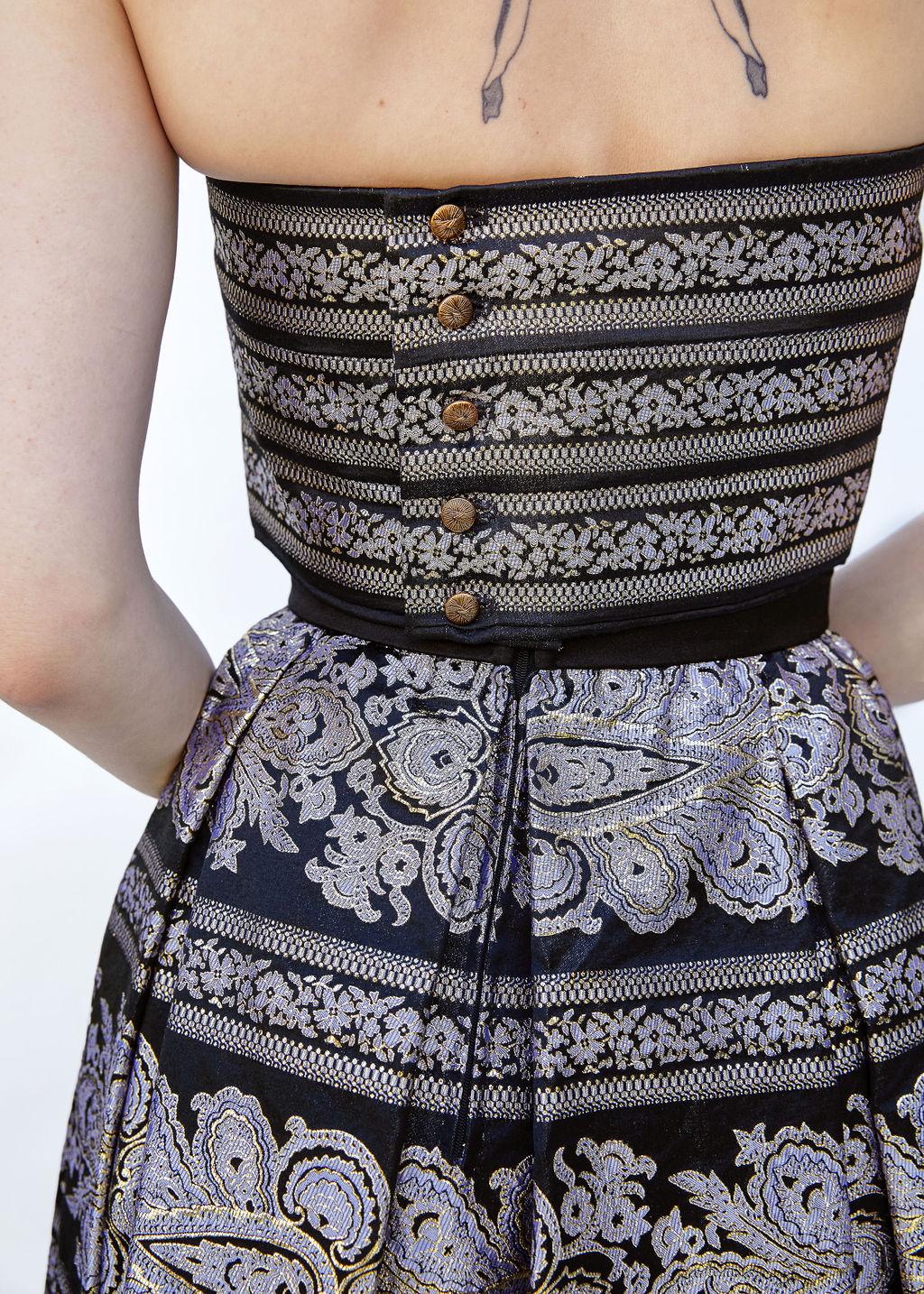 Pauline Trigere Brocade strapless Gold/Black Gown With Shawl Included In Excellent Condition For Sale In Los Angeles, CA