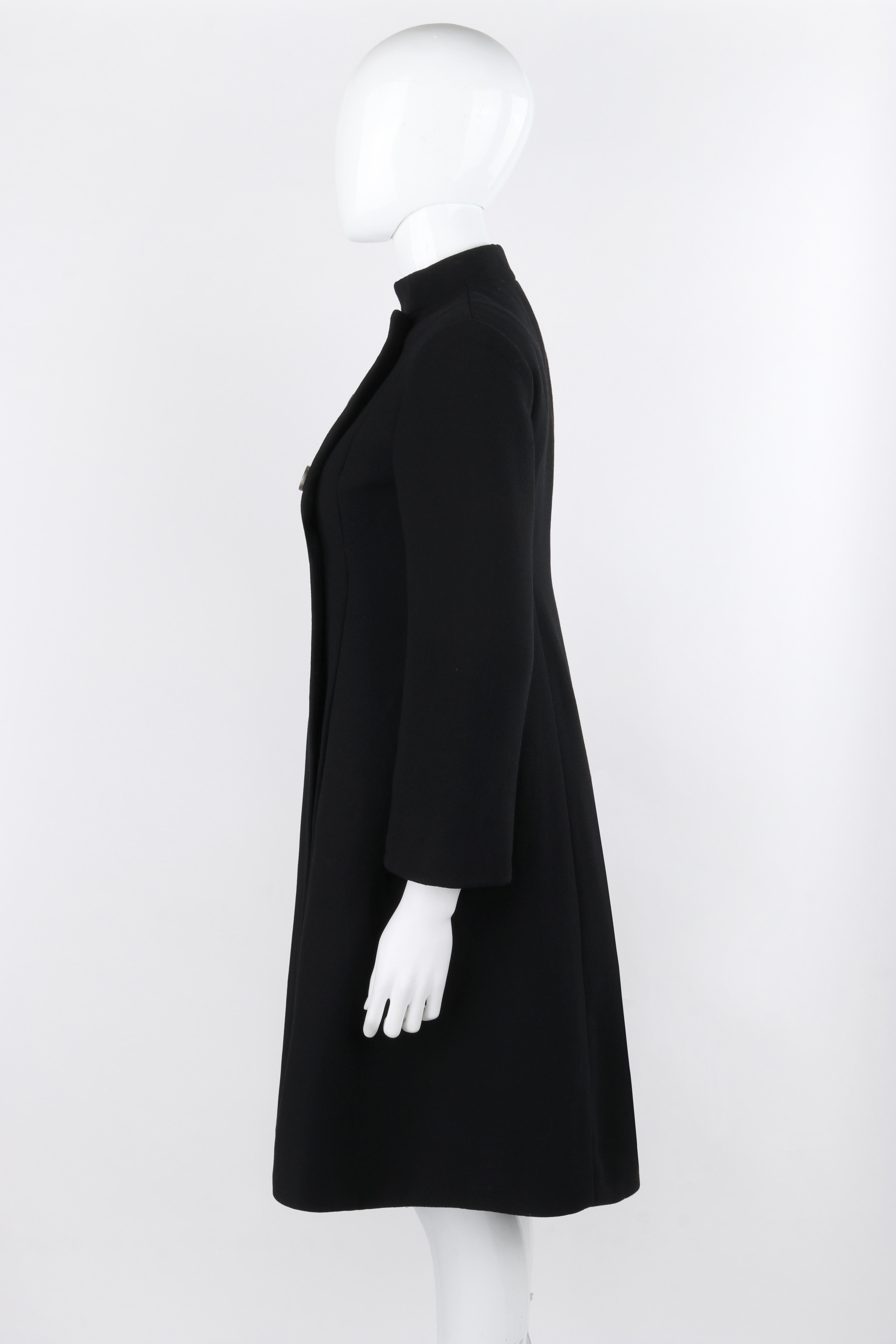 PAULINE TRIGERE c.I.C. Noir Tailoring Asymmetrical Button Up Jacket Overcoat en vente 1