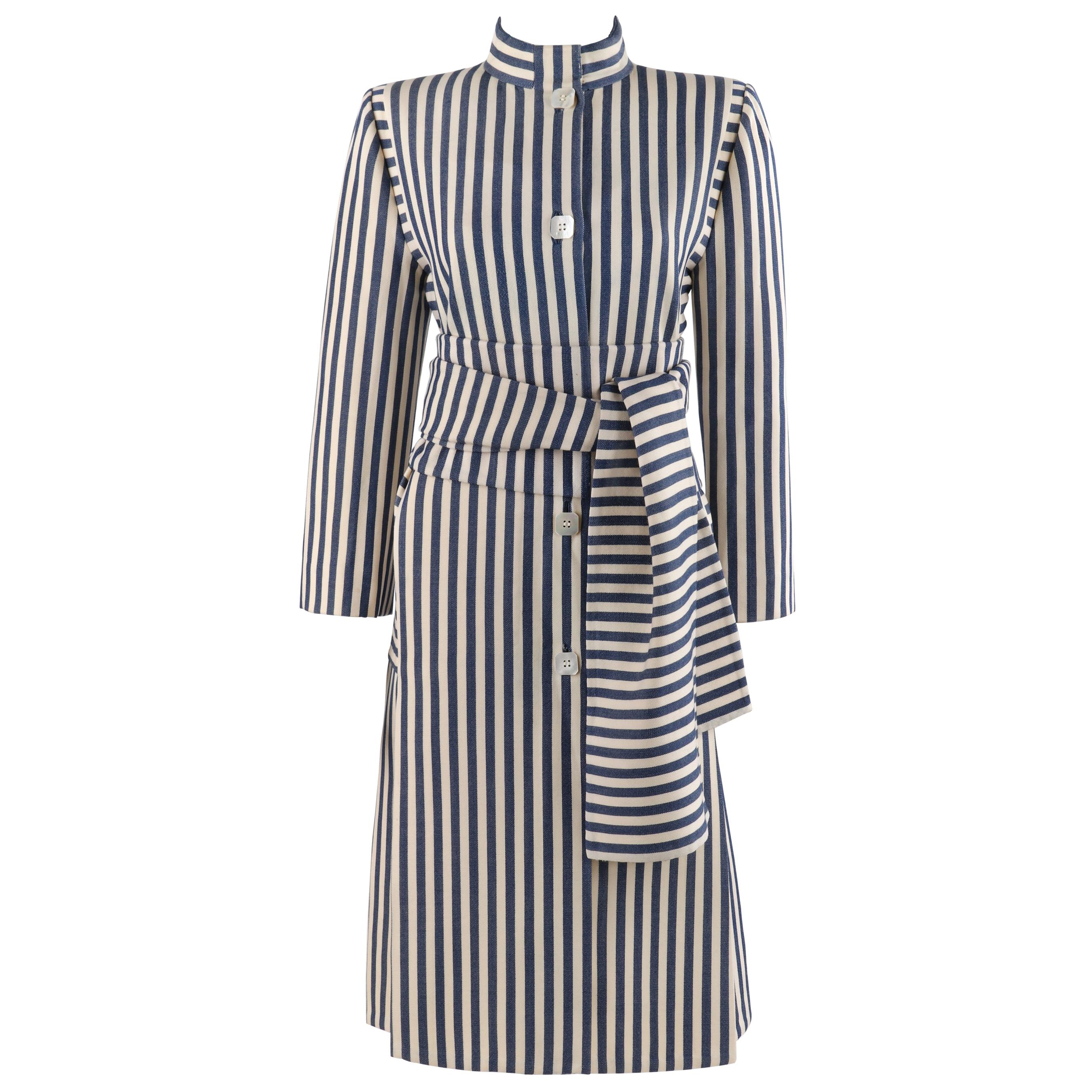 PAULINE TRIGERE c.1980's Blue Ivory Striped Pleated Coat Jacket Sash Scarf Set en vente