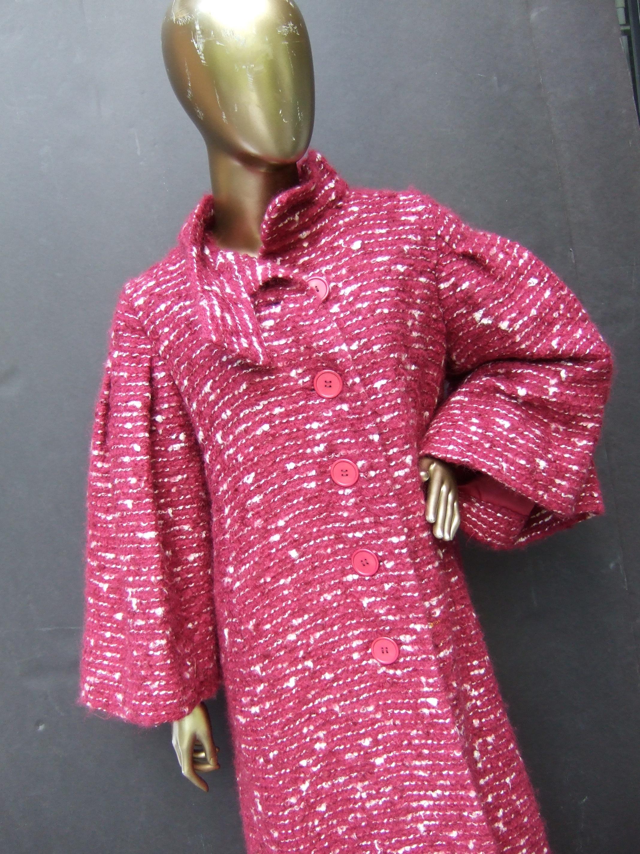 Pauline Trigere Chic Burgundy Chunky Wool Knit Cocoon Coat c 1960  For Sale 4