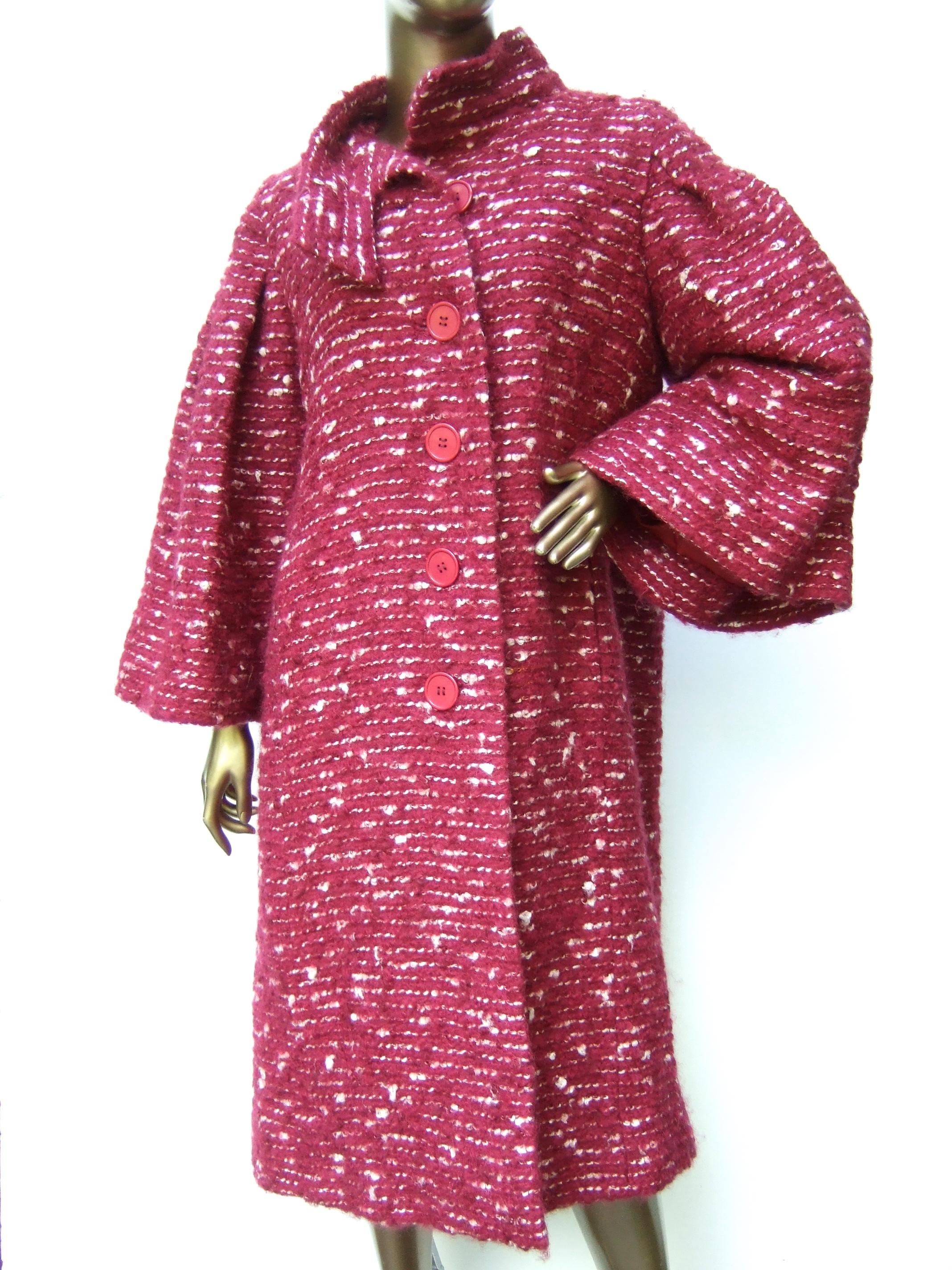 Pauline Trigere Chic Burgundy Chunky Wool Knit Cocoon Coat c 1960  For Sale 6