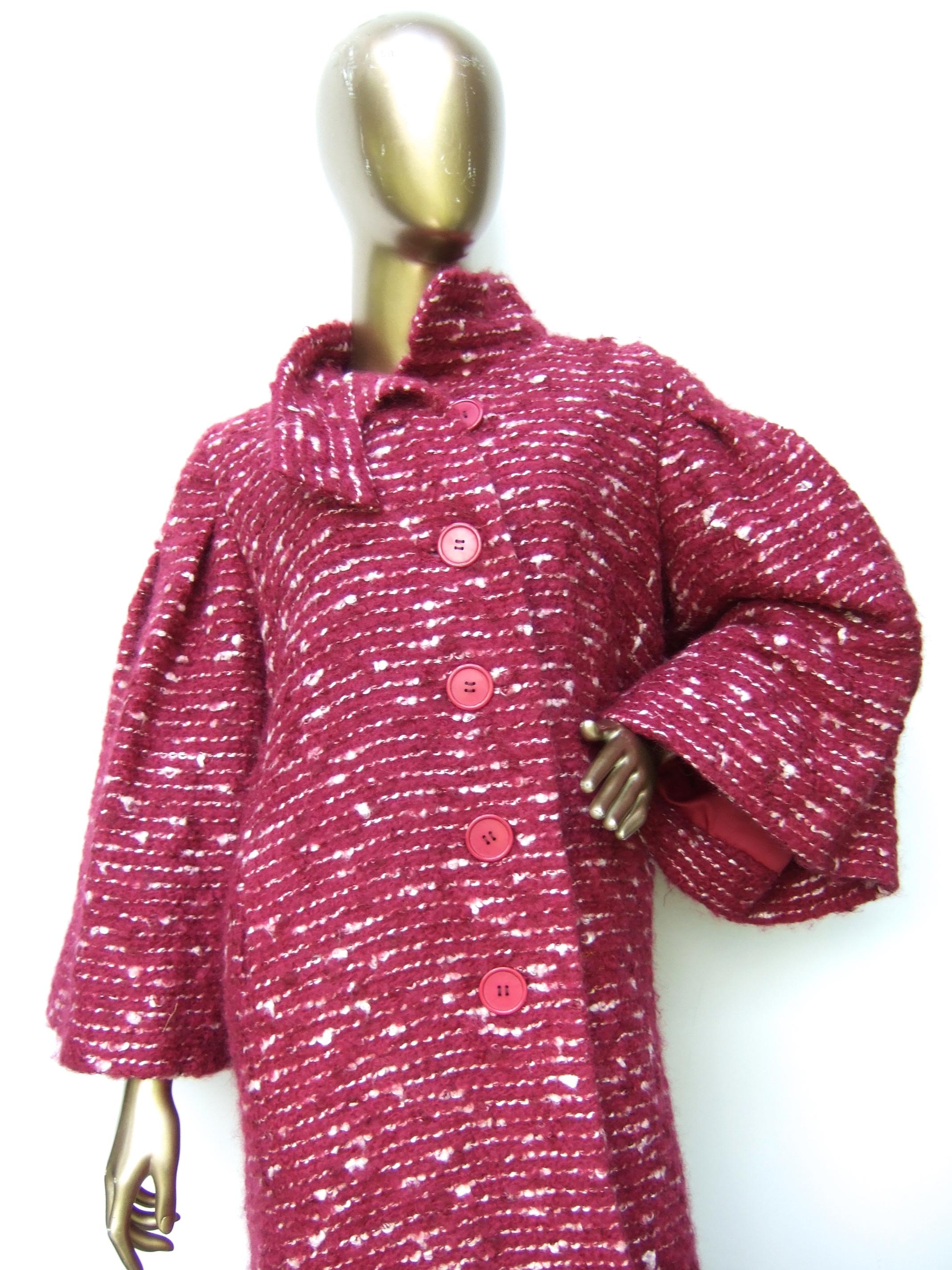 Pauline Trigere Chic Burgundy Chunky Wool Knit Cocoon Coat c 1960  For Sale 7
