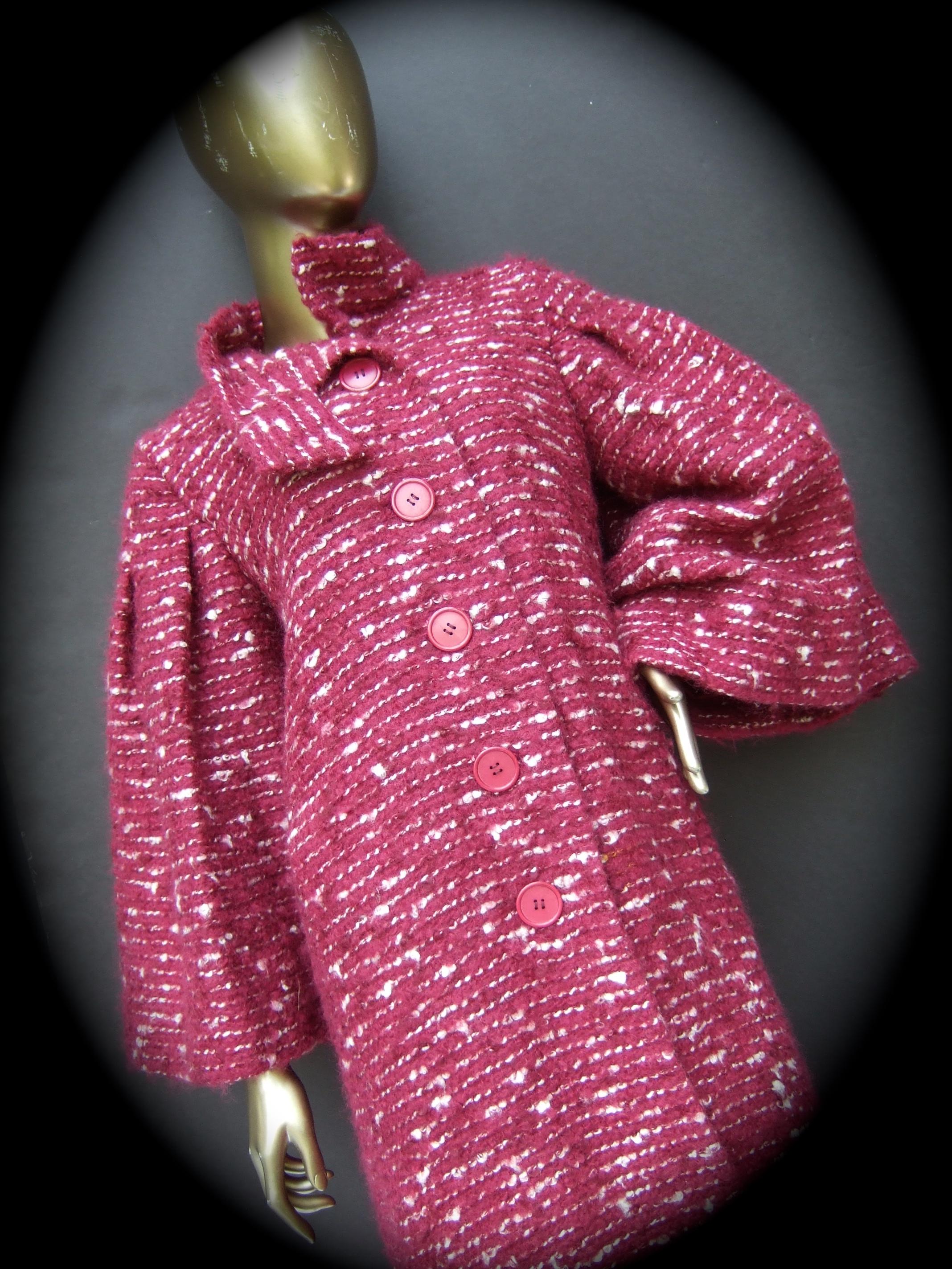 Pauline Trigere Chic Burgundy Chunky Wool Knit Cocoon Coat c 1960  For Sale 10