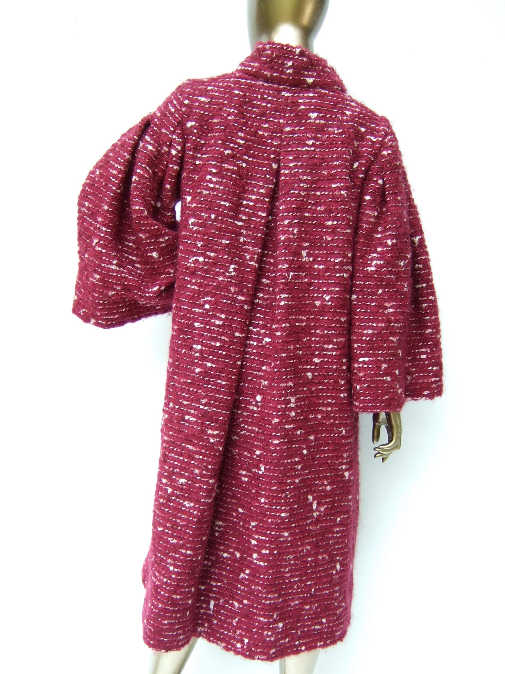 Pauline Trigere Chic Burgundy Chunky Wool Knit Cocoon Coat c 1960  For Sale 14