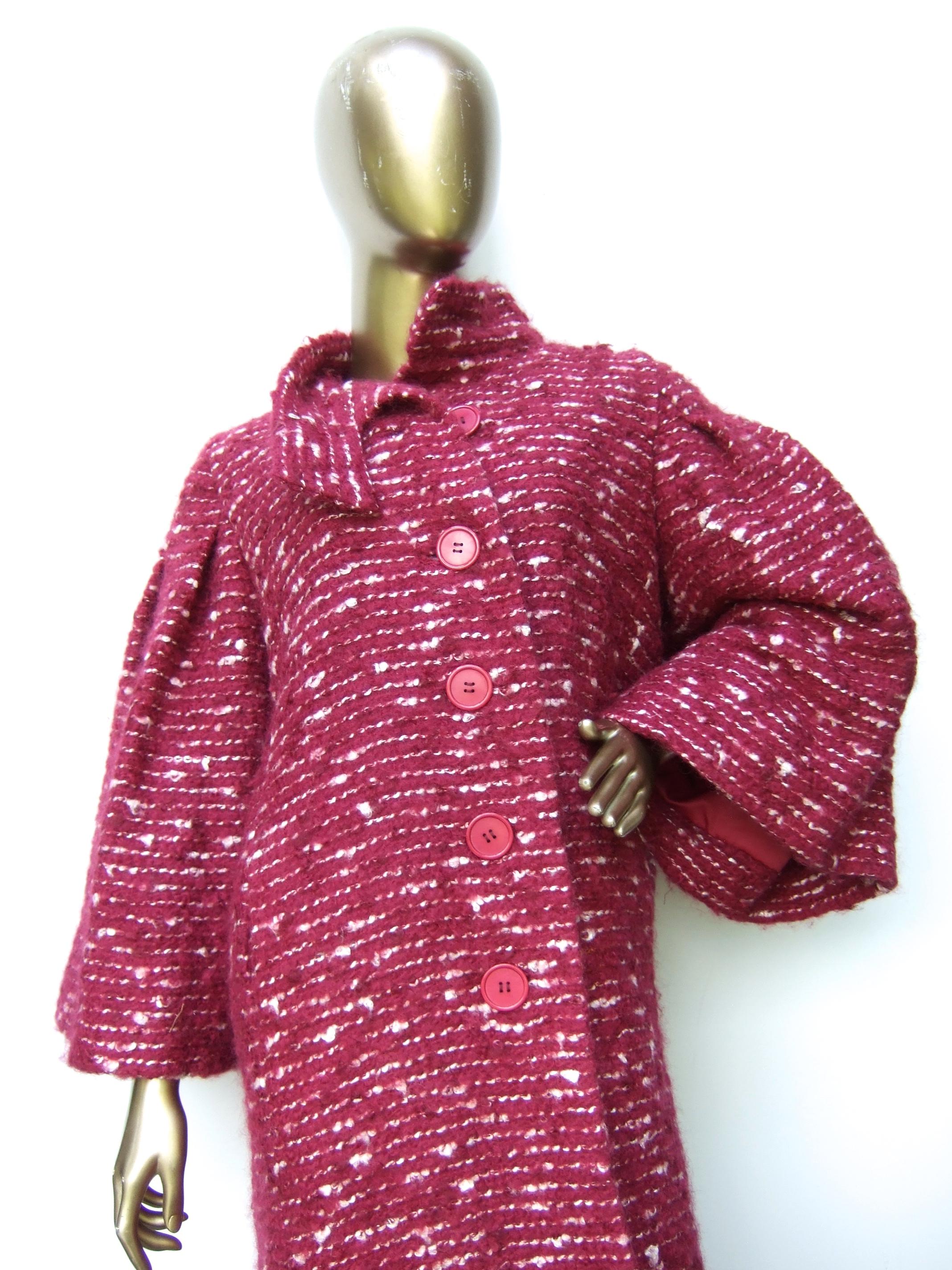 Pauline Trigere Chic Burgunderfarbener Chunky Wool Knit Cocoon Coat um 1960  (Pink) im Angebot