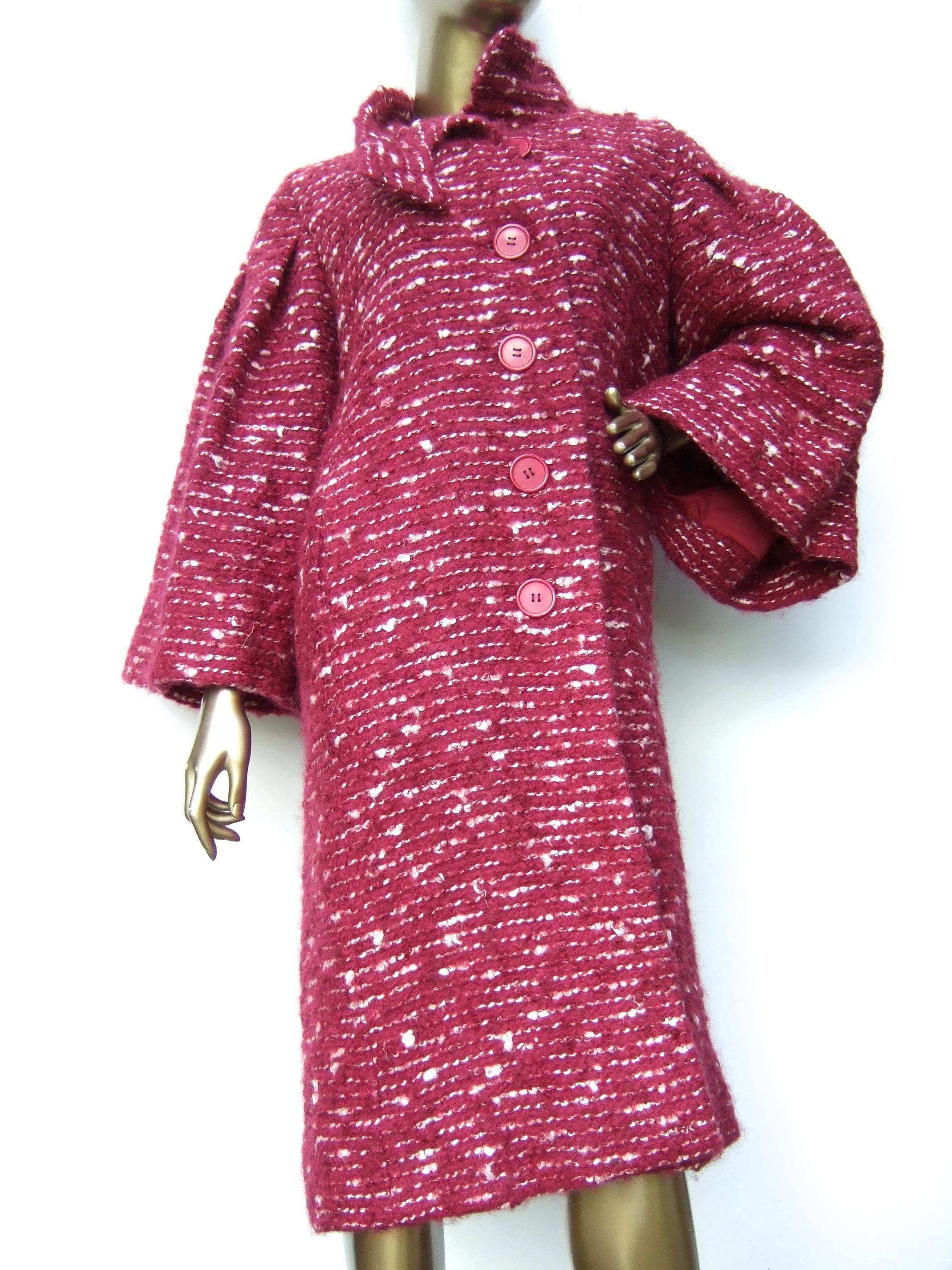 Pauline Trigere Chic Burgundy Chunky Wool Knit Cocoon Coat c 1960  In Good Condition For Sale In University City, MO