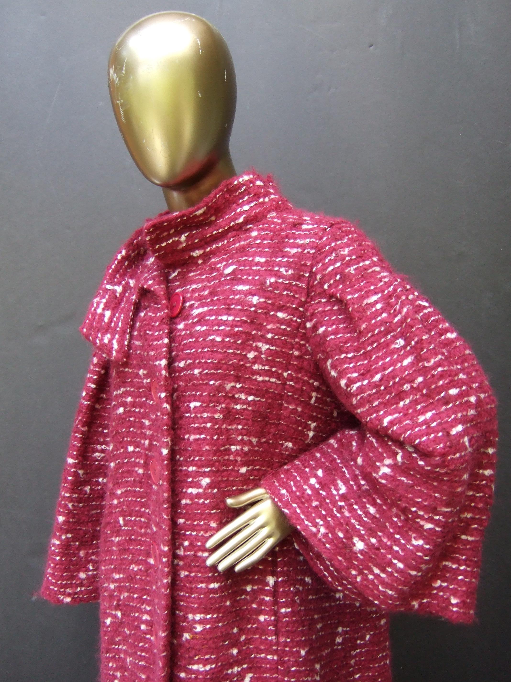 Pauline Trigere Chic Burgundy Chunky Wool Knit Cocoon Coat c 1960  For Sale 3
