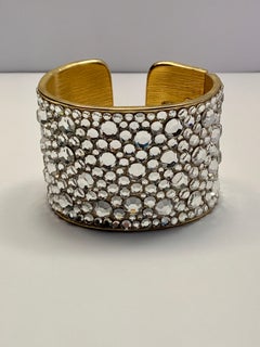 Pauline Trigere Pulsera brazalete con bisagra cubierta de diamantes