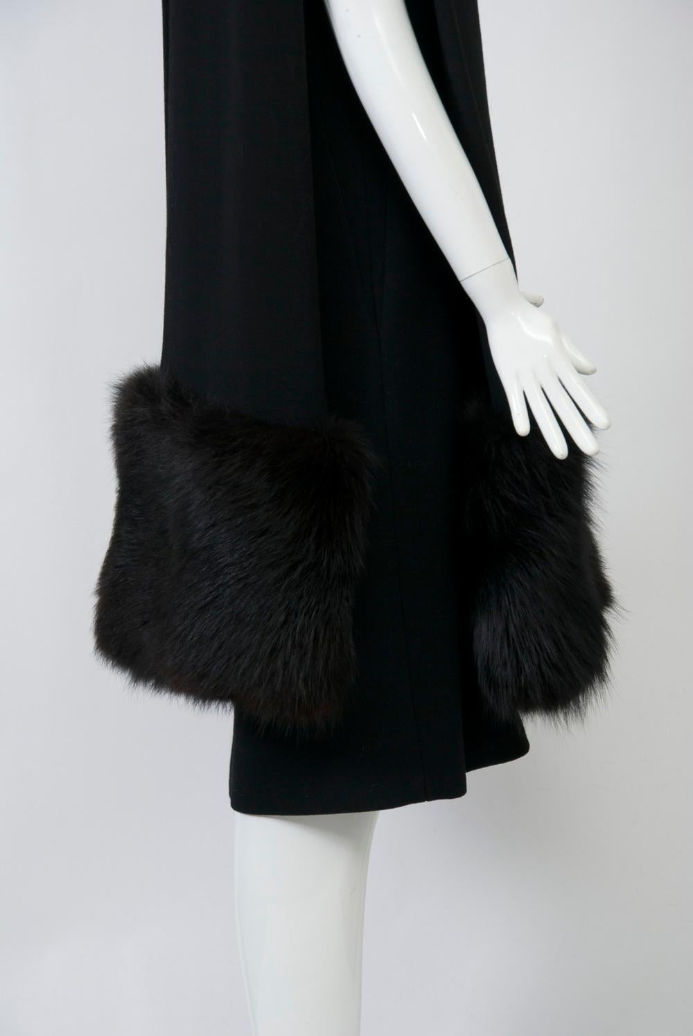 Pauline Trigère Ensemble with Fox Trim In Good Condition For Sale In Alford, MA