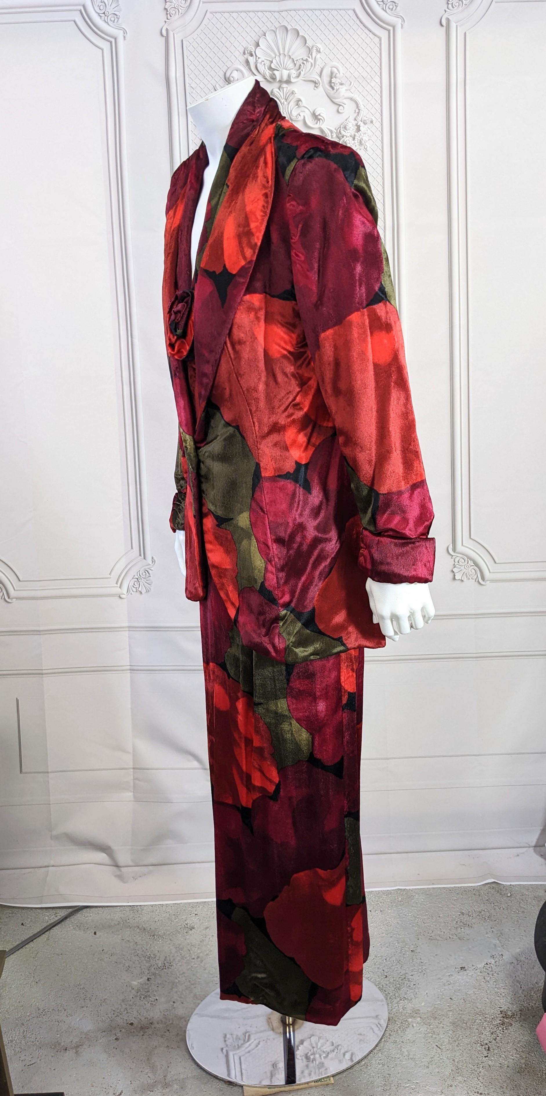Pauline Trigere - Costume de soirée en velours de soie en vente 1