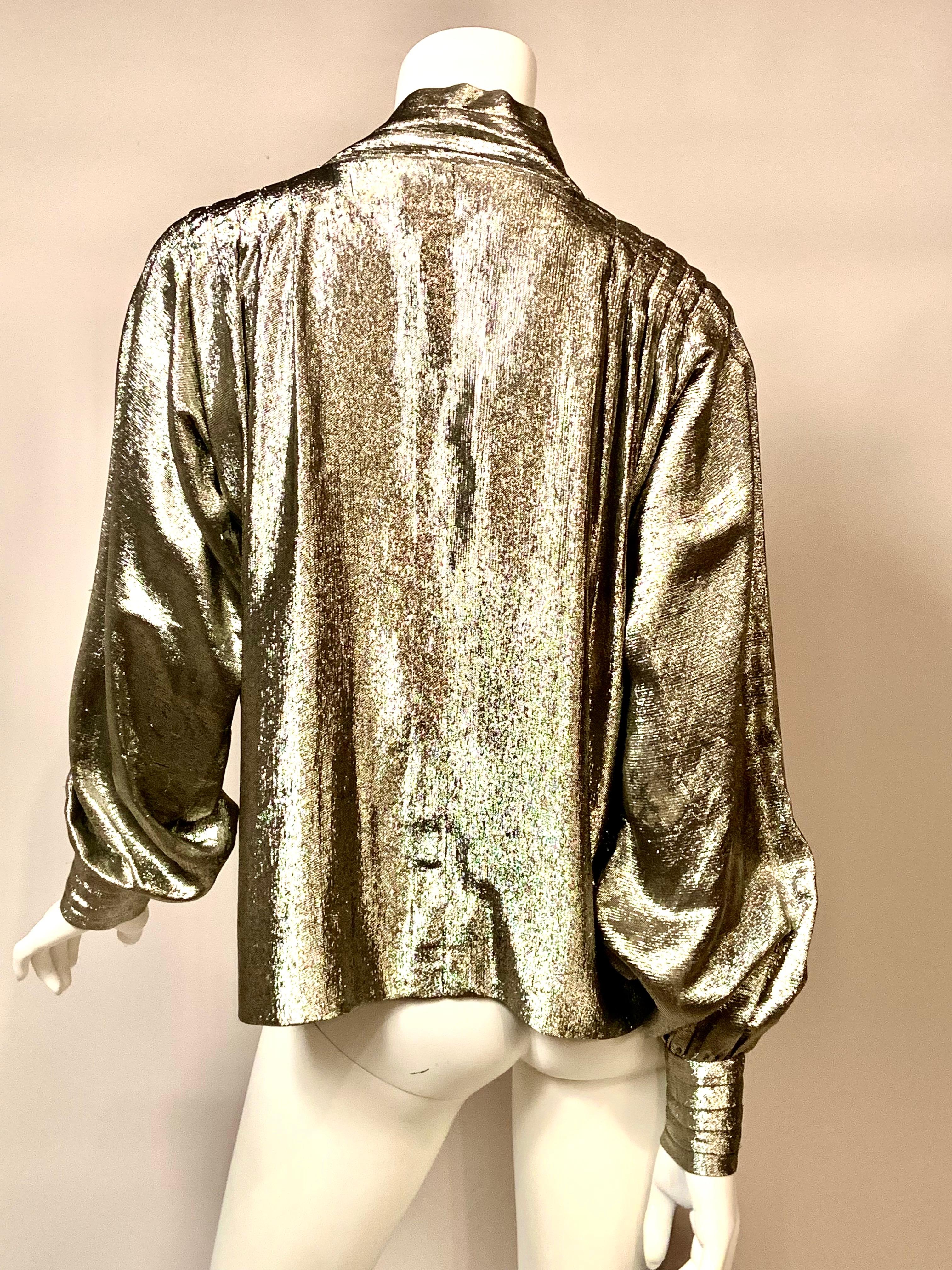 Camicetta Pauline Trigere in tessuto argentato con lacci e lacciuoli in vendita 5