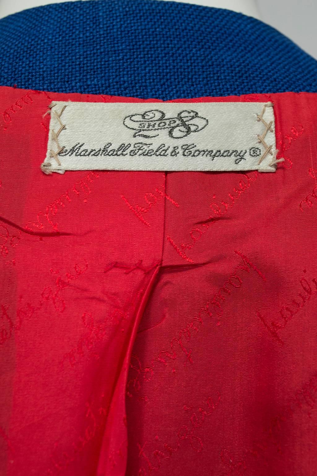 Pauline Trigère - Veste dauphin bleu marine avec doublure rouge, taille moyenne, années 1960 en vente 4