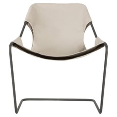 Paulistano Beige Stuhl aus Segeltuch und phosphatiertem Stahl von Objekto