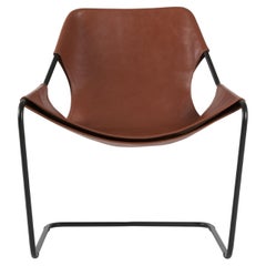 Paulistano Terracota-Stuhl aus Leder und schwarzem Stahl von Objekto