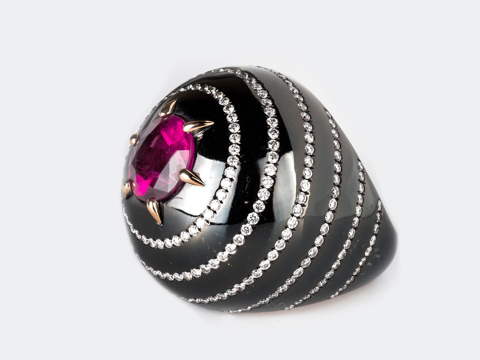 Paulo Brussino Rubellite/Diamond Ring In Good Condition For Sale In San Antonio, TX