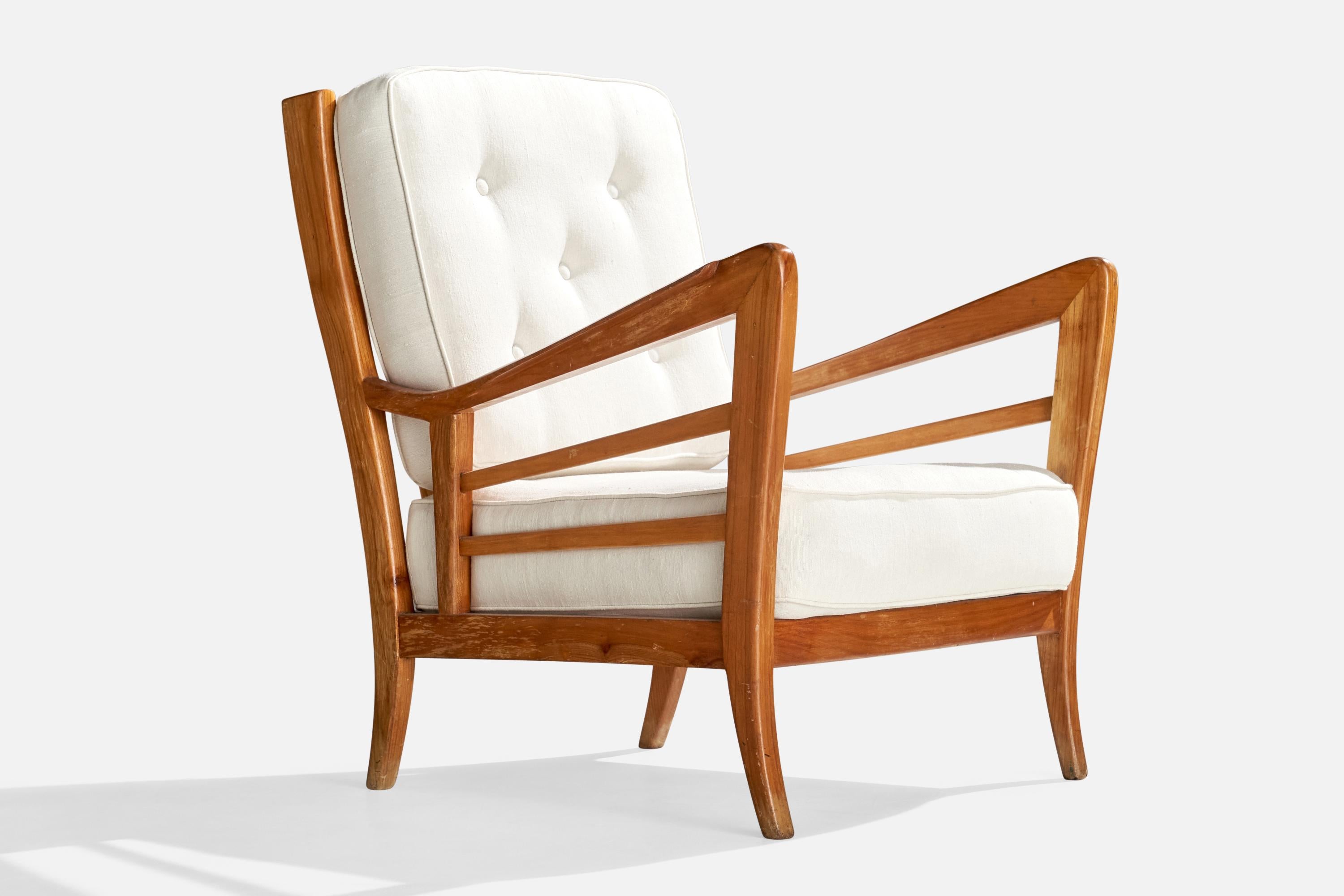Paulo Buffa Attribution, Loungesessel, Nussbaum, Stoff, Italien, 1940er Jahre im Zustand „Gut“ im Angebot in High Point, NC
