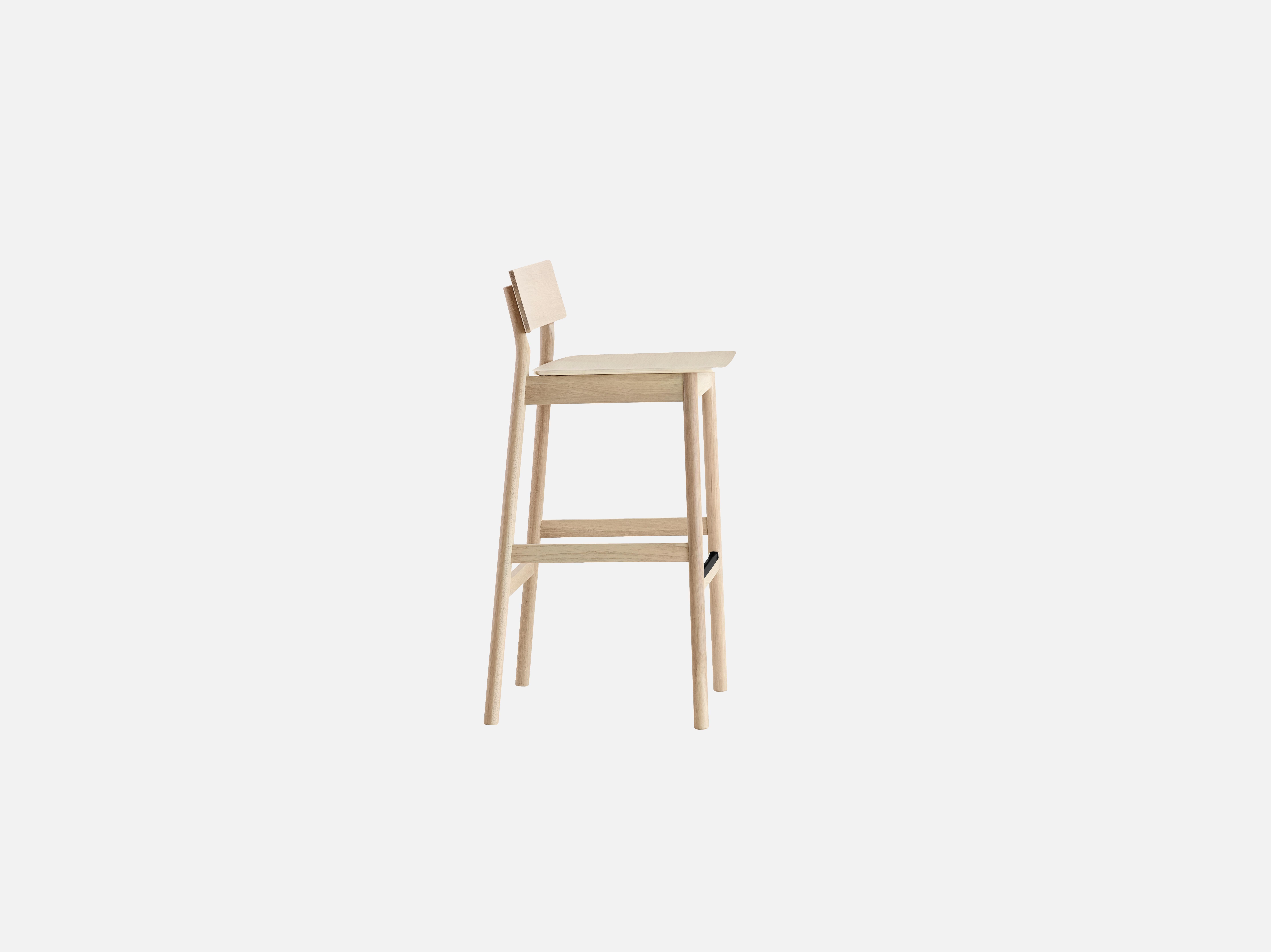 Pause White Bar Stool 2.0 by Kasper Nyman In New Condition For Sale In Geneve, CH