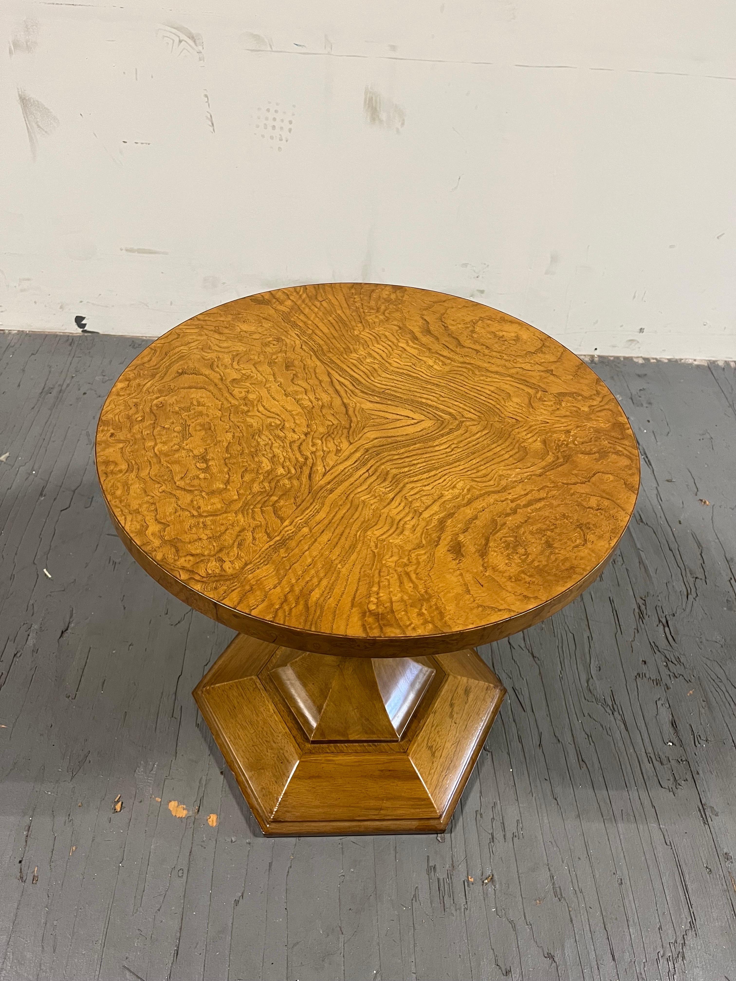 Pavane-Tisch aus Wurzelholz von Tomlinson im Zustand „Gut“ im Angebot in W Allenhurst, NJ