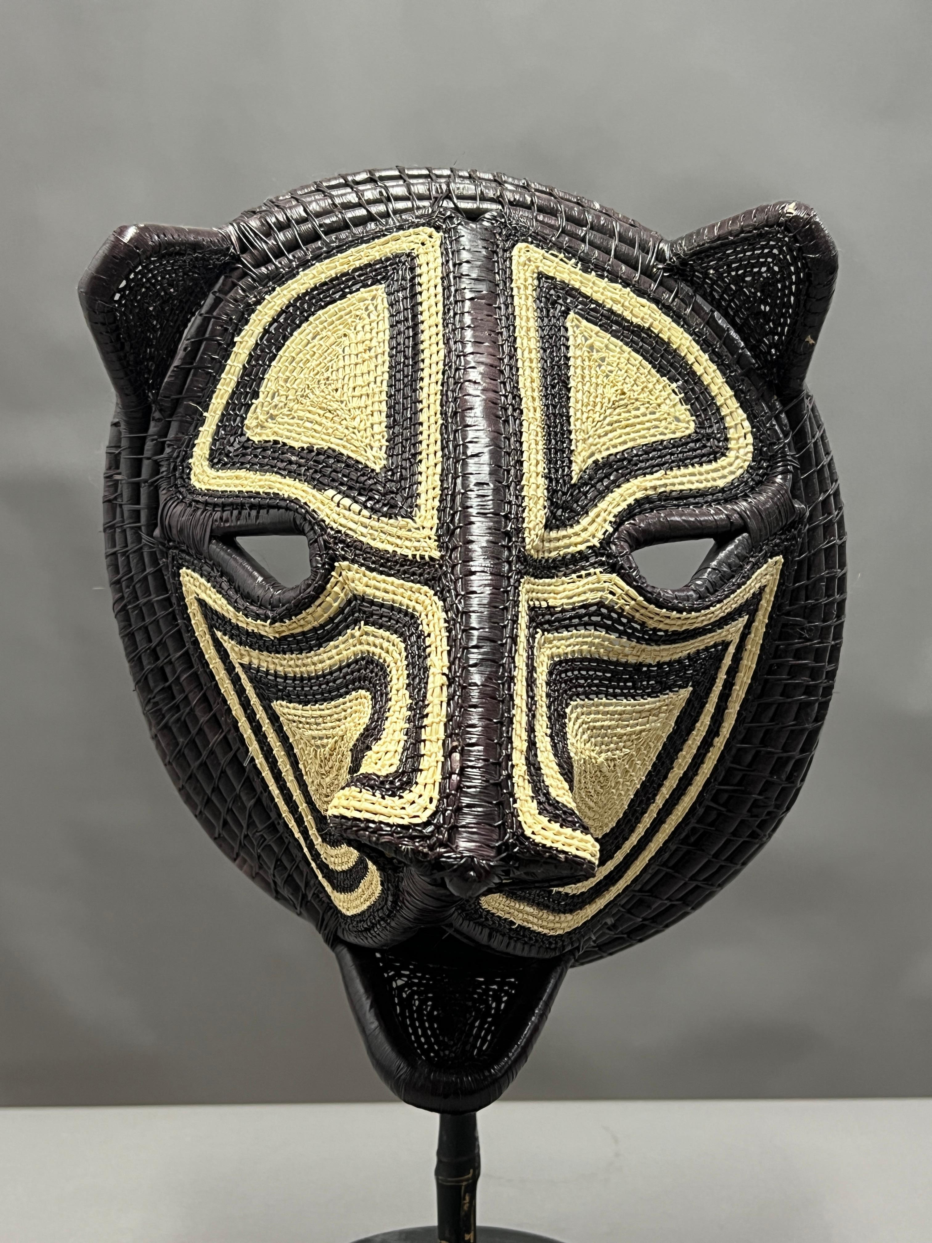 Schamanische Maske aus dem Regenwald Pavarandó (Panamaisch) im Angebot
