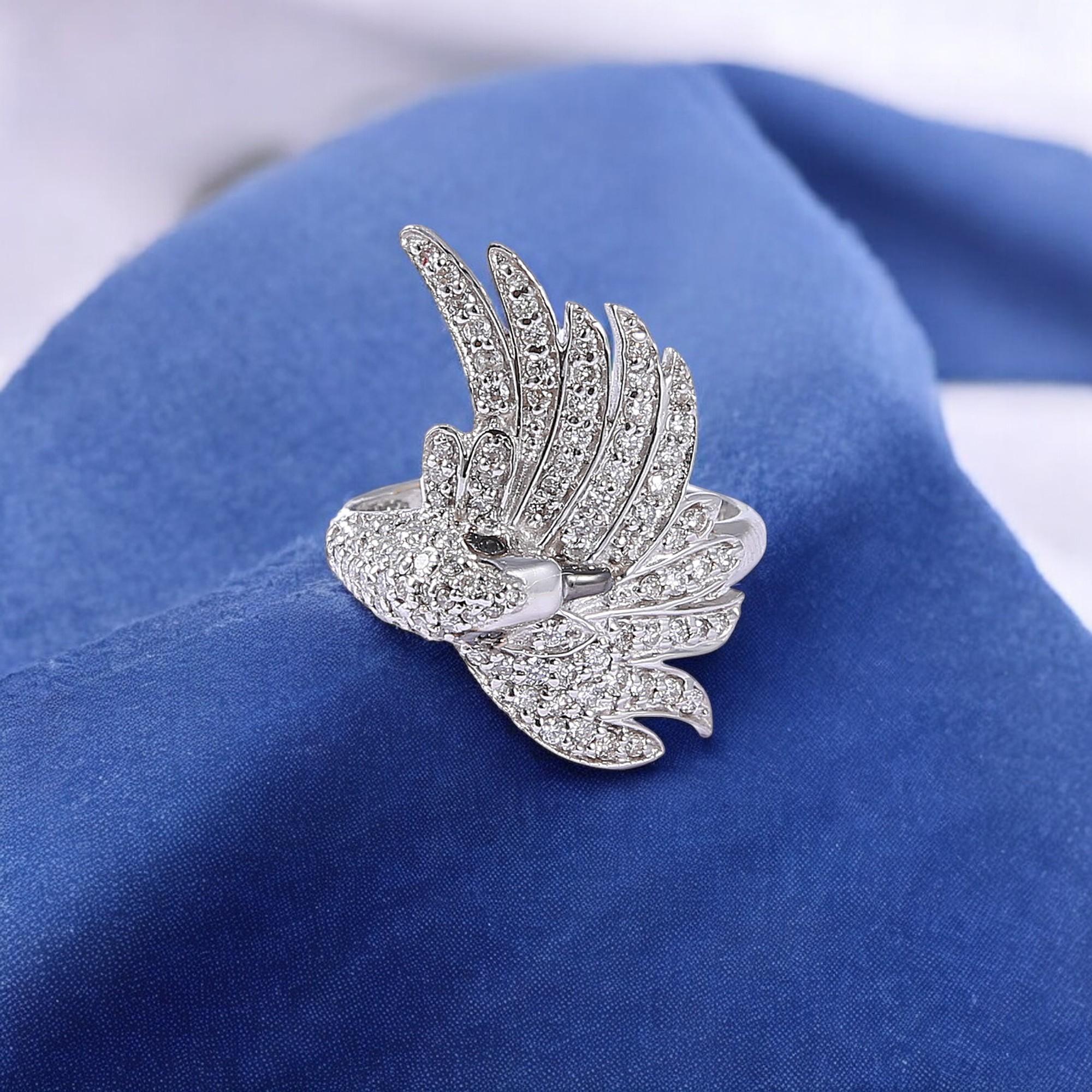 Contemporary Pave 1.42 Cts F/VS1 Round Brilliant Cut Diamonds Peacock Cocktail Ring 18K Gold For Sale