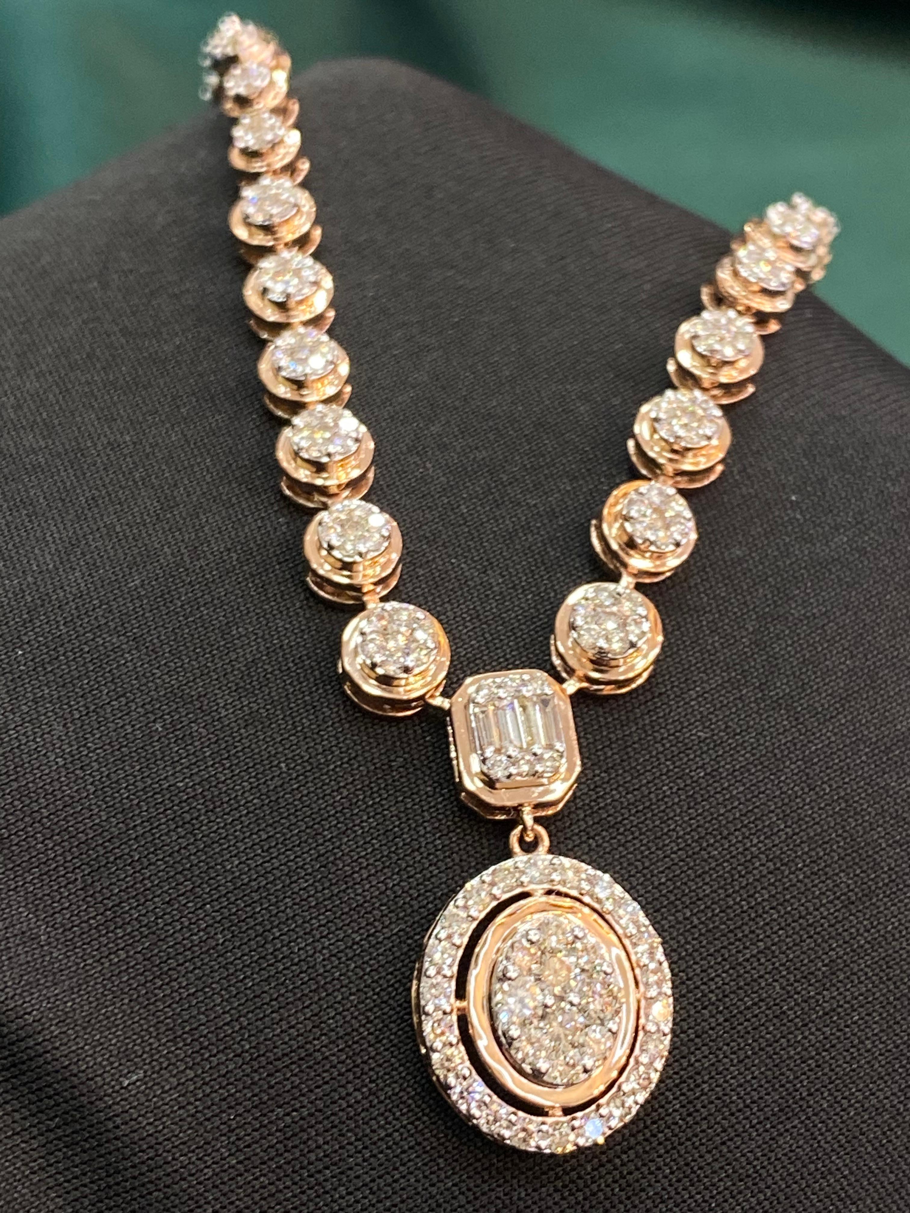 Round Cut Pave 2.40 Carats F/VS1 Round Baguette Diamonds Necklace Certified 14K Rose Gold For Sale
