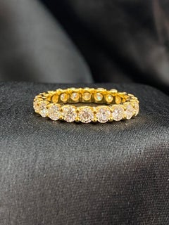 Pave 2.40 Cts F/VS1 Round Brilliant Diamonds Eternity Band Ring 18K Yellow Gold