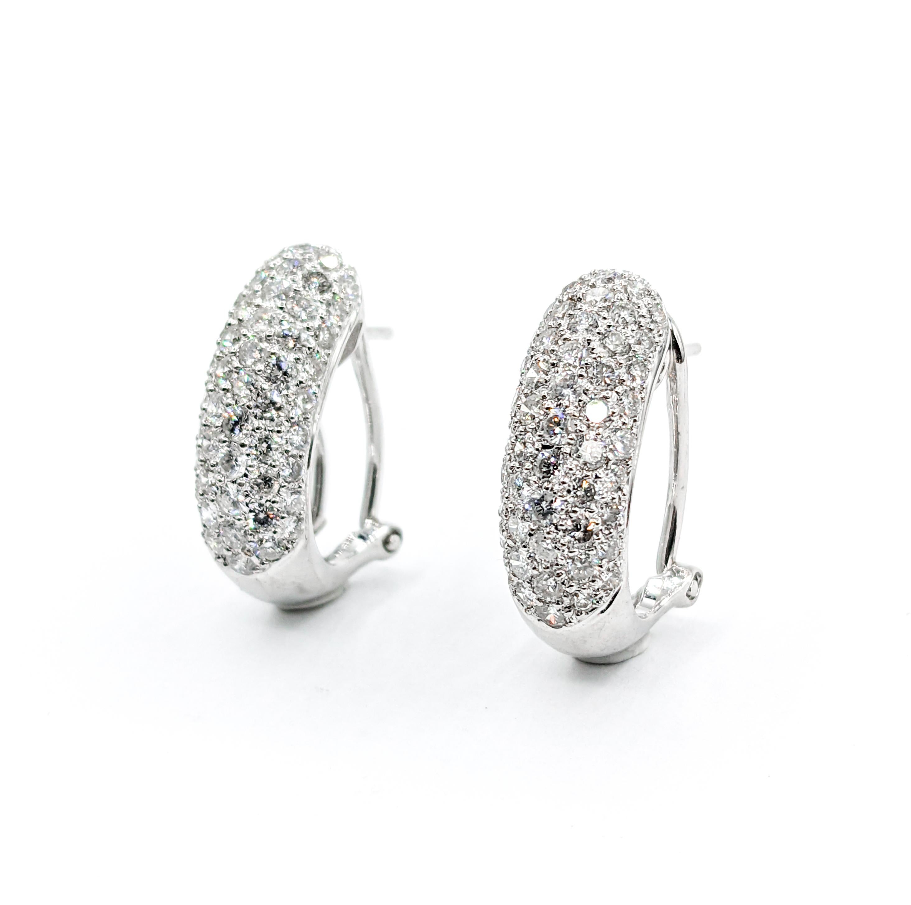 Pave 2ctw Diamond Huggie Hoops in oro bianco in vendita 1