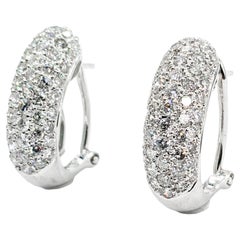 Pave 2ctw Diamant Huggie Hoops in Weißgold