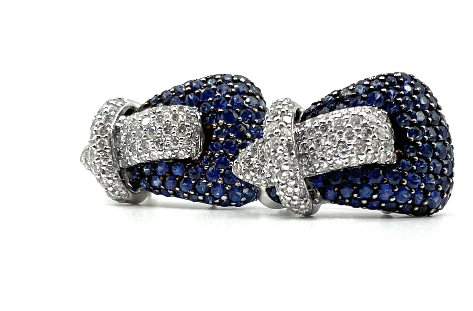 Round Cut Pave Buckle Earrings With Natural Blue Sapphire & Diamond in 18 Karat White Gold For Sale