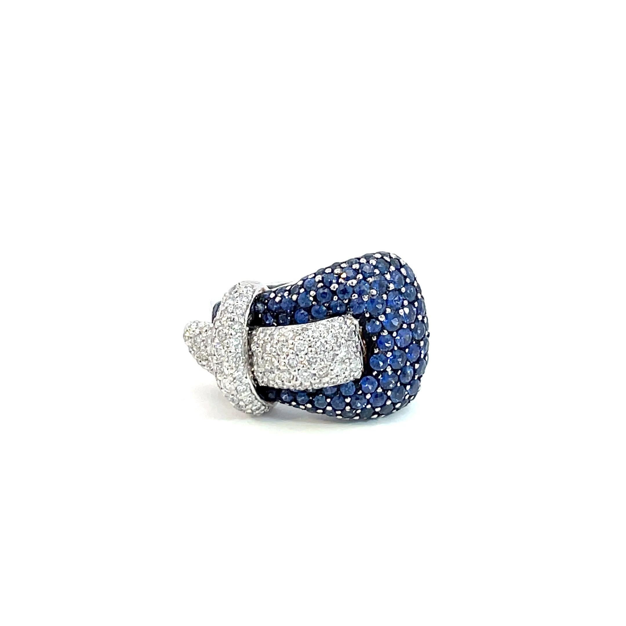 Pavé Buckle Ring with Natural Blue Sapphire & Natural Diamond in 18kt White Gold In New Condition For Sale In Westmount, CA
