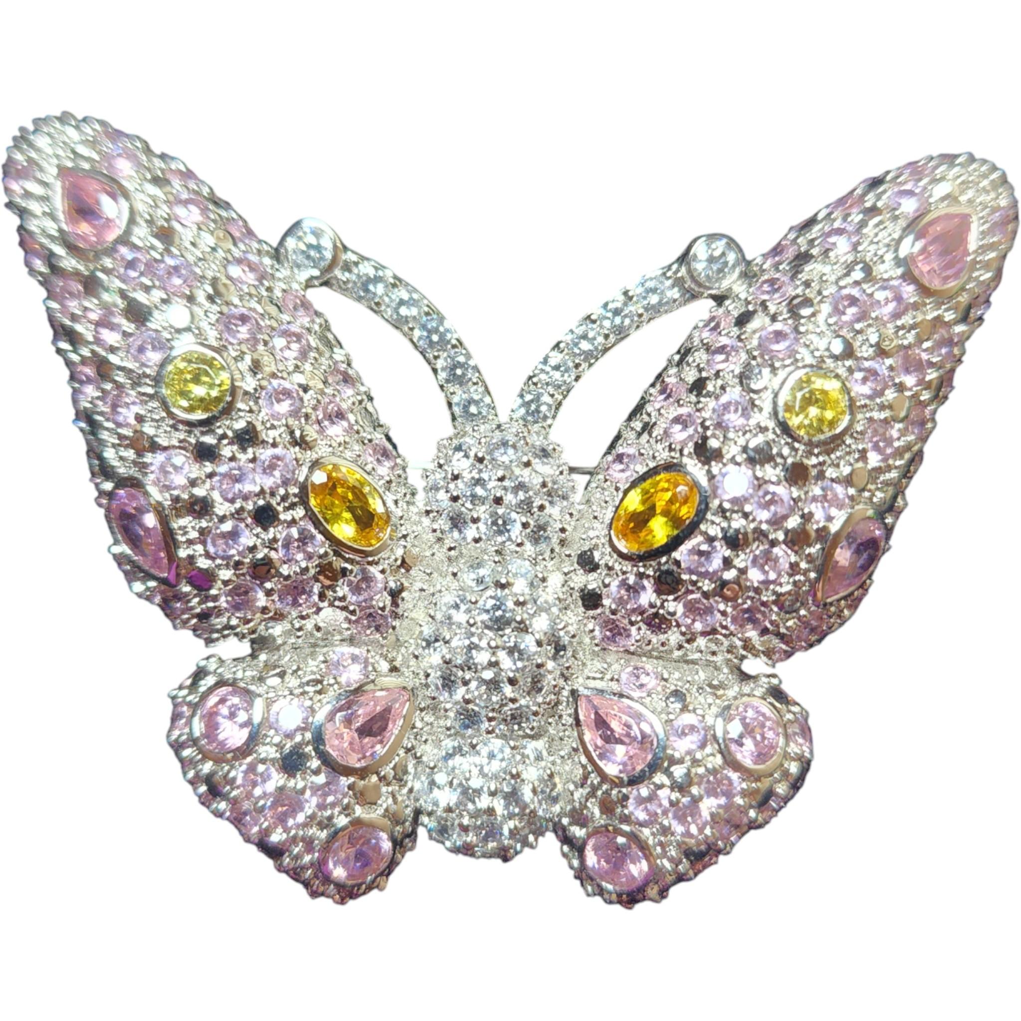 Broche Mariposa Pavé con Cristales Rosas, Amarillos y Transparentes en Engaste Plateado Corte baguette en venta