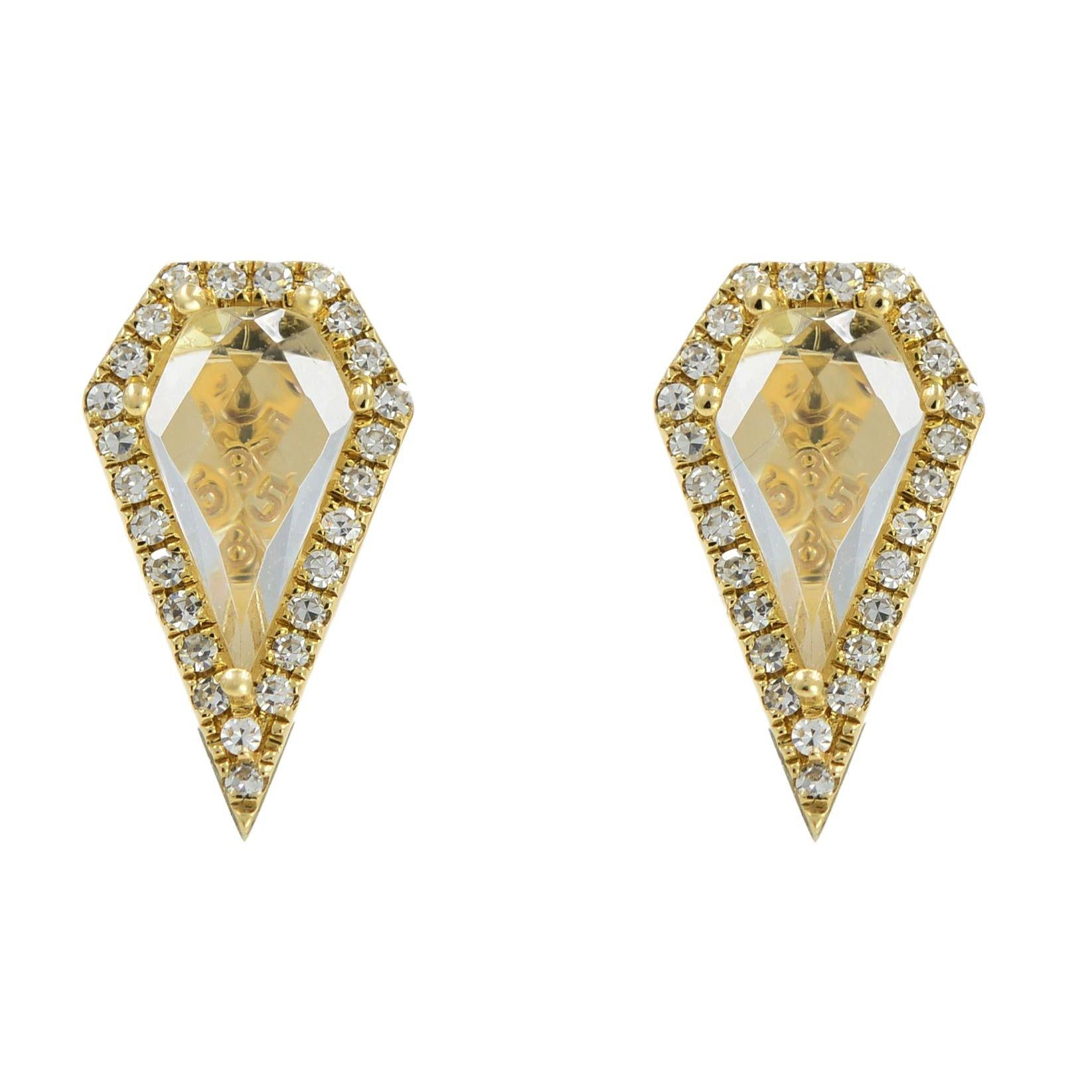 Pave Diamond 0.12cttw and White Topaz 1.20cttw Earrings 14K Yellow Gold In New Condition For Sale In New York, NY
