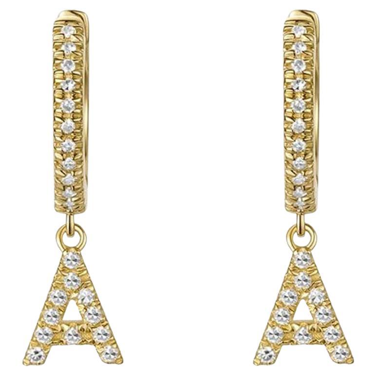 Orecchini a goccia con iniziali A in oro giallo 14K e diamanti Pave