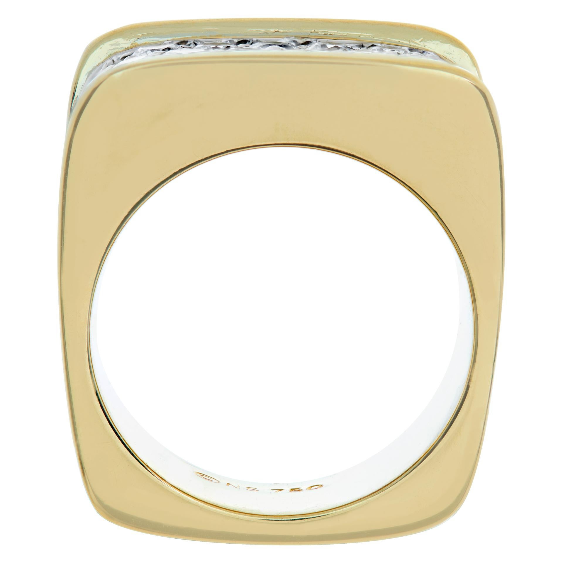 Women's Pave diamond 18k yellow gold ring  For Sale