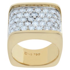 Pave diamond 18k yellow gold ring 