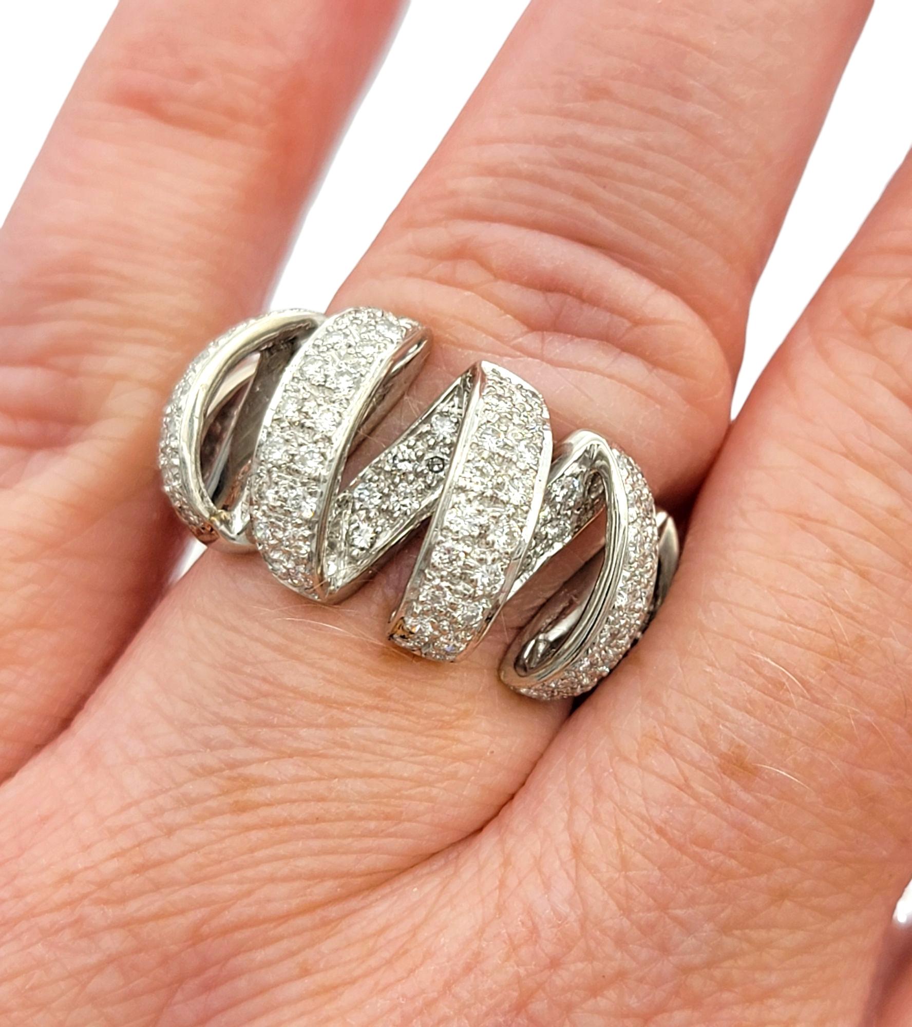 Pavé Diamond 3D Wavy Ribbon Motif Graduated Band Ring in Polished Platinum For Sale 5