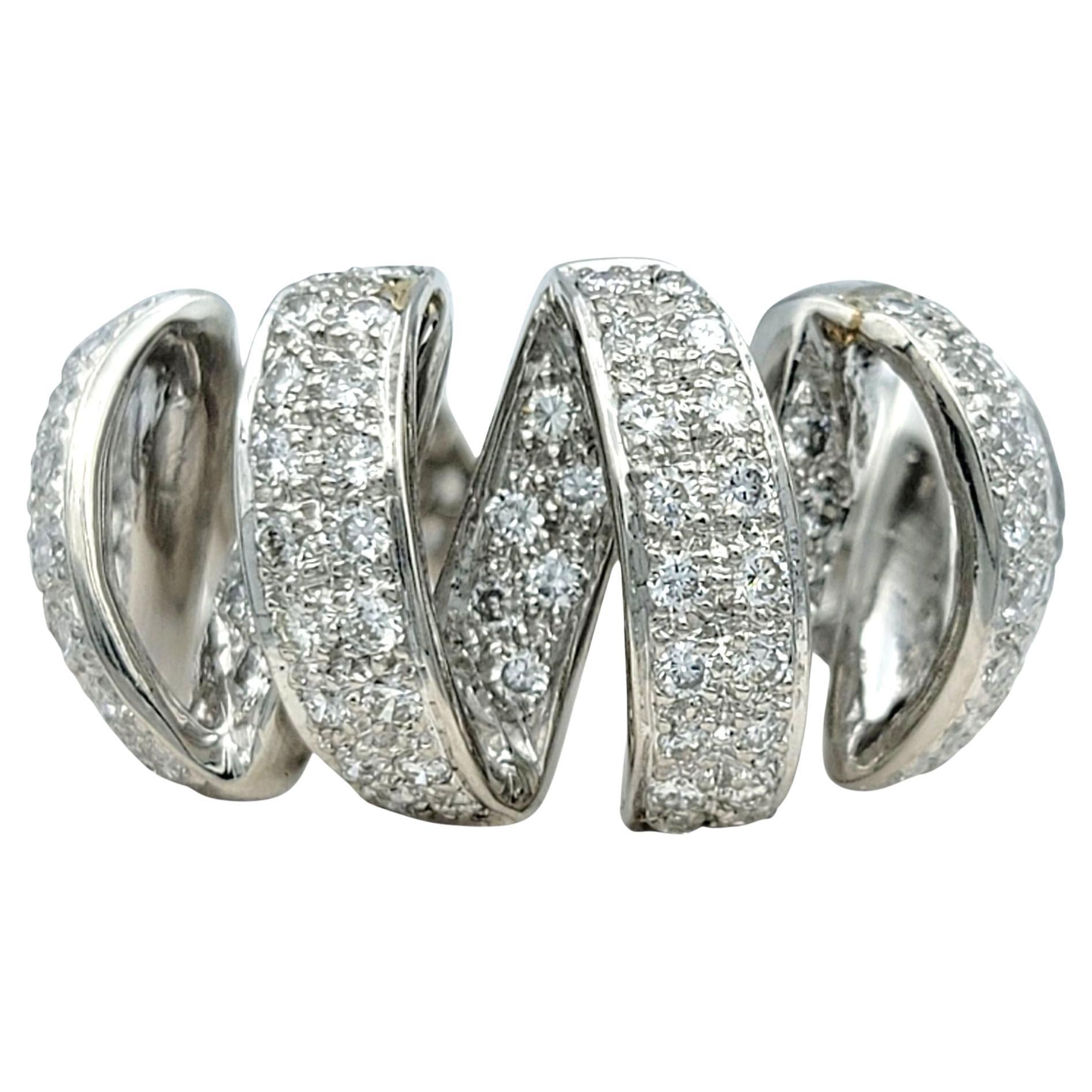Pavé Diamond 3D Wavy Ribbon Motif Graduated Band Ring in Polished Platinum