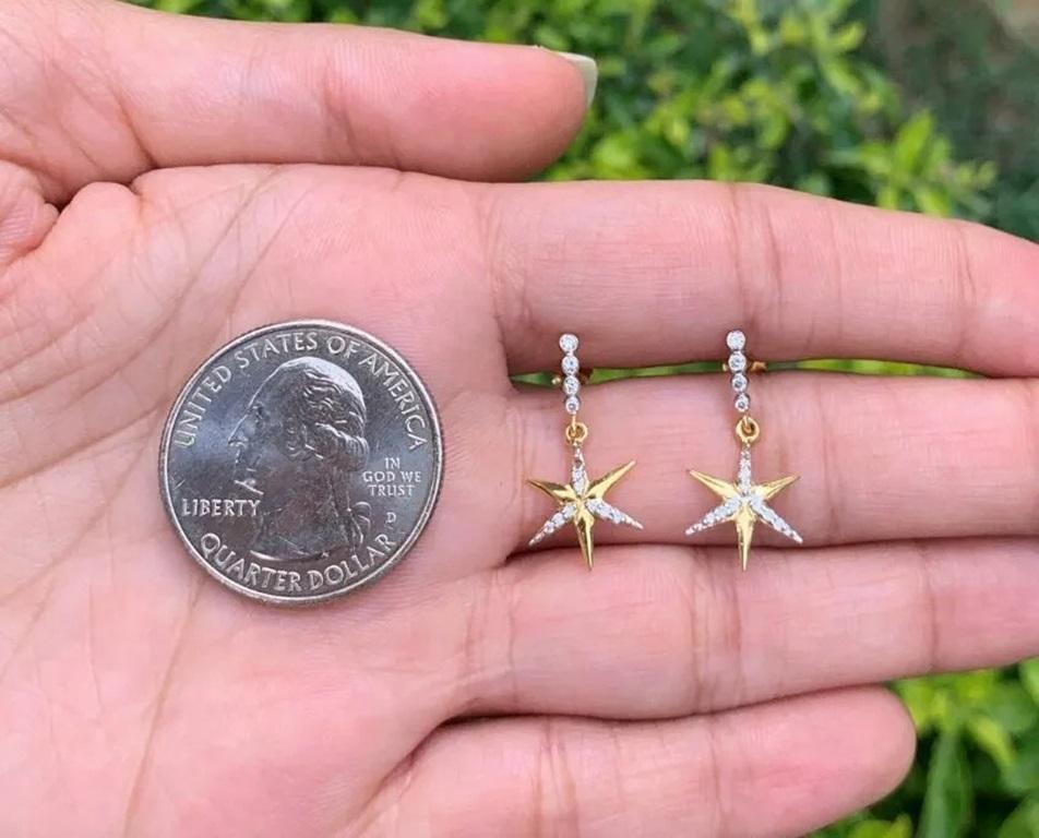 Taglio rotondo Orecchino pendente con stella in oro 14k e diamanti Pave in vendita