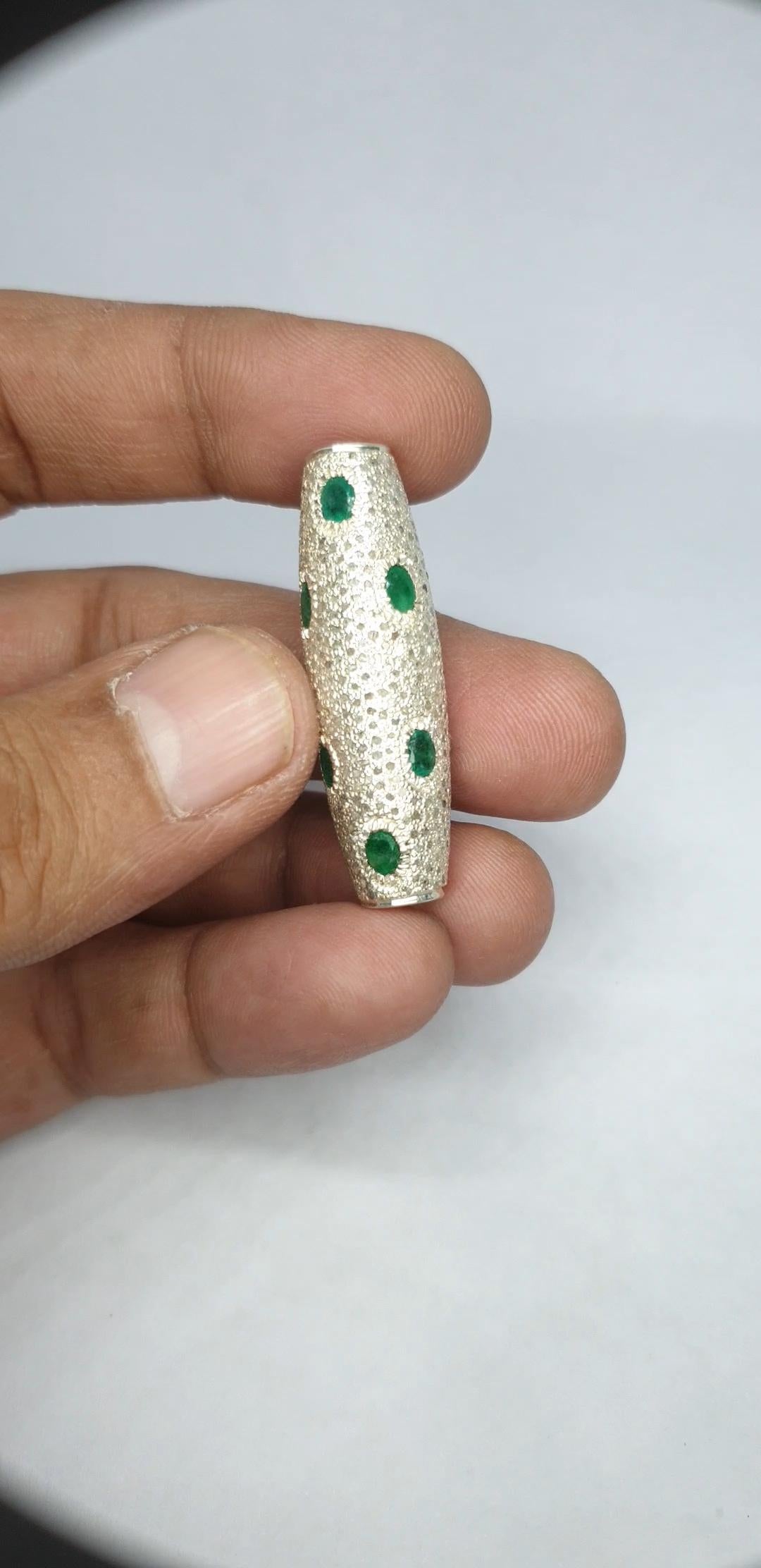 Art Déco Perline Dze con diamanti e smeraldi in pavé Argento 925 in vendita