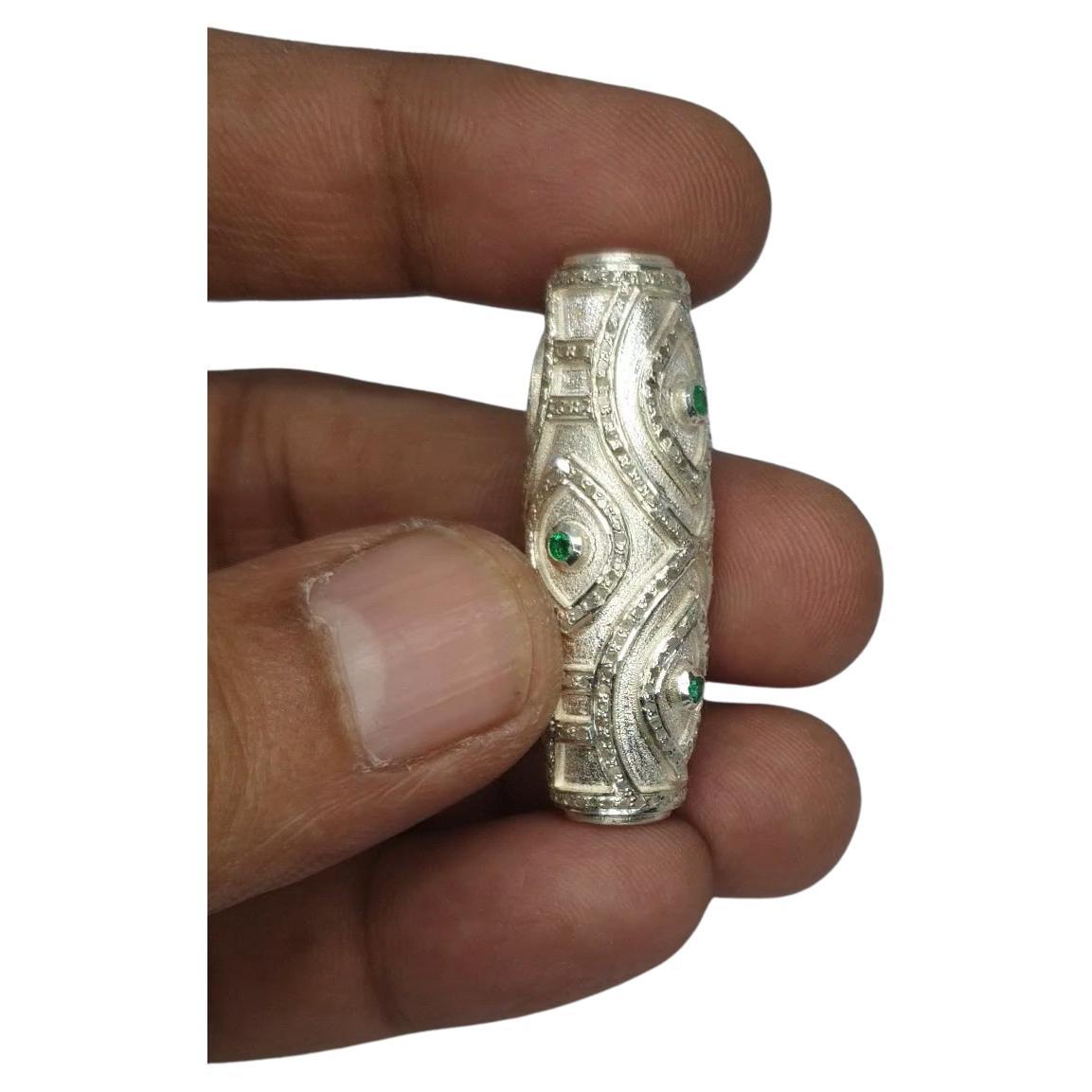 Perline Dze con diamanti e smeraldi in pavé Argento 925