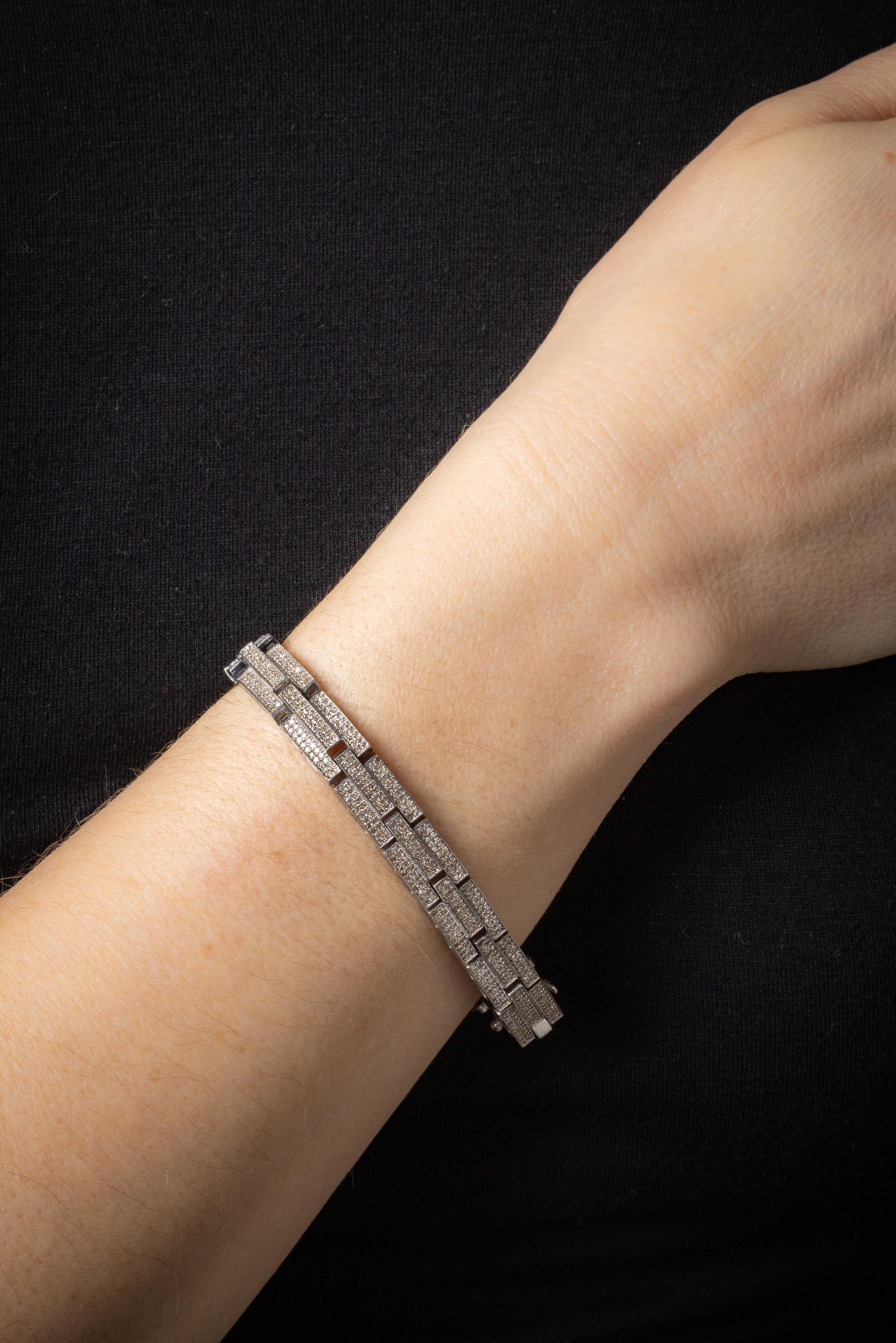Pulsera de eslabones de plata de ley y diamantes pavé en venta 1